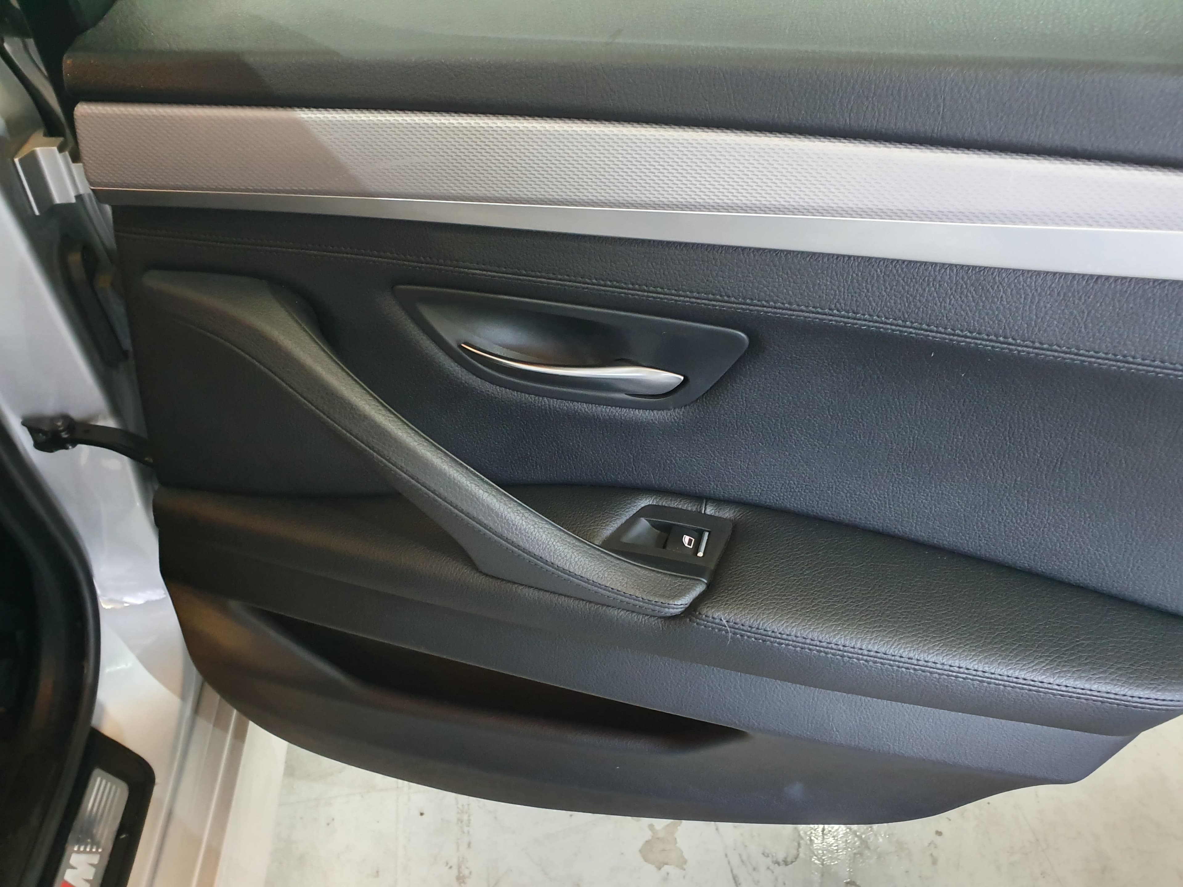 BMW 520D · Ano 2017 — image 25