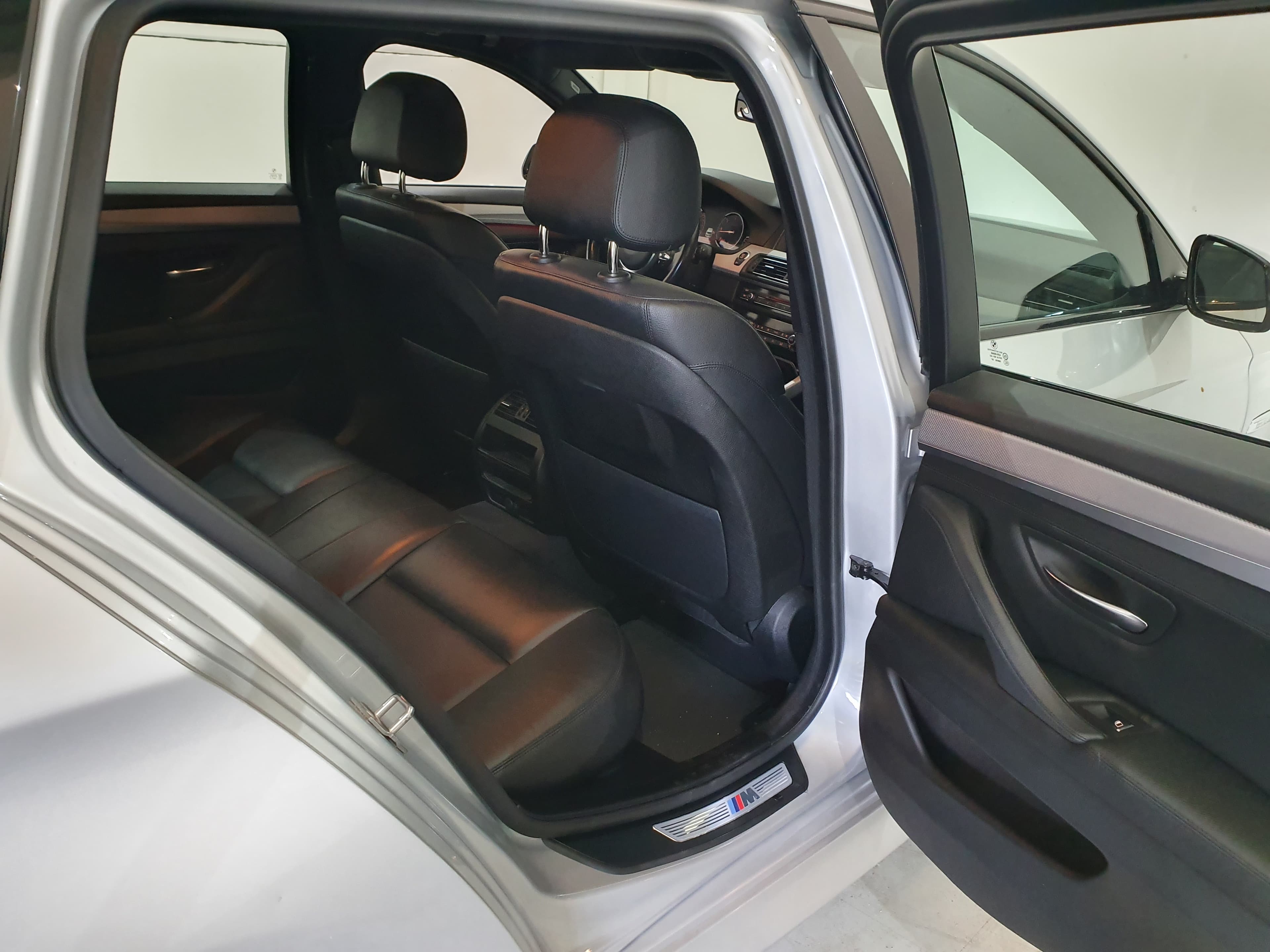 BMW 520D · Ano 2017 — image 24