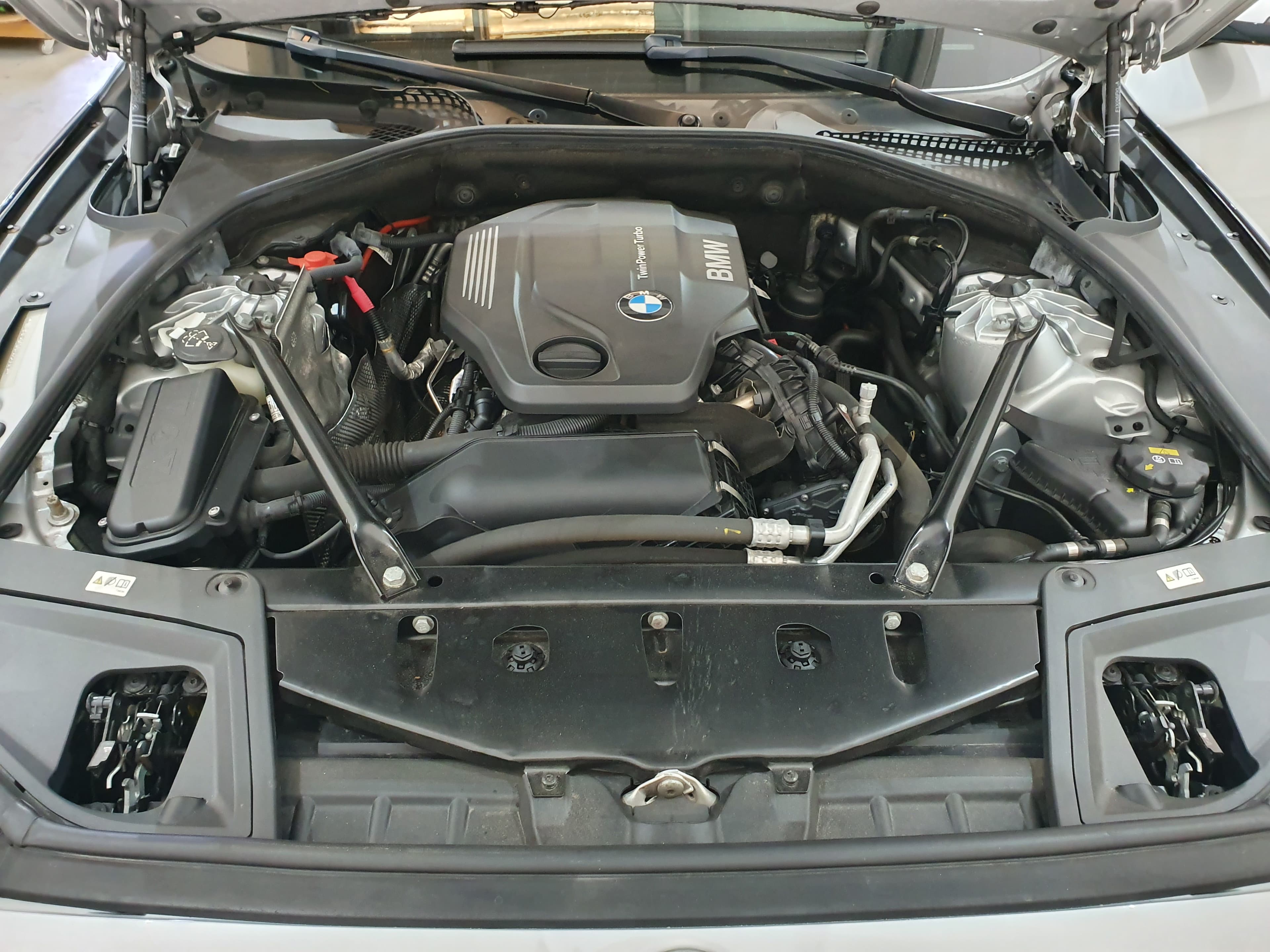 BMW 520D · Ano 2017 — image 10