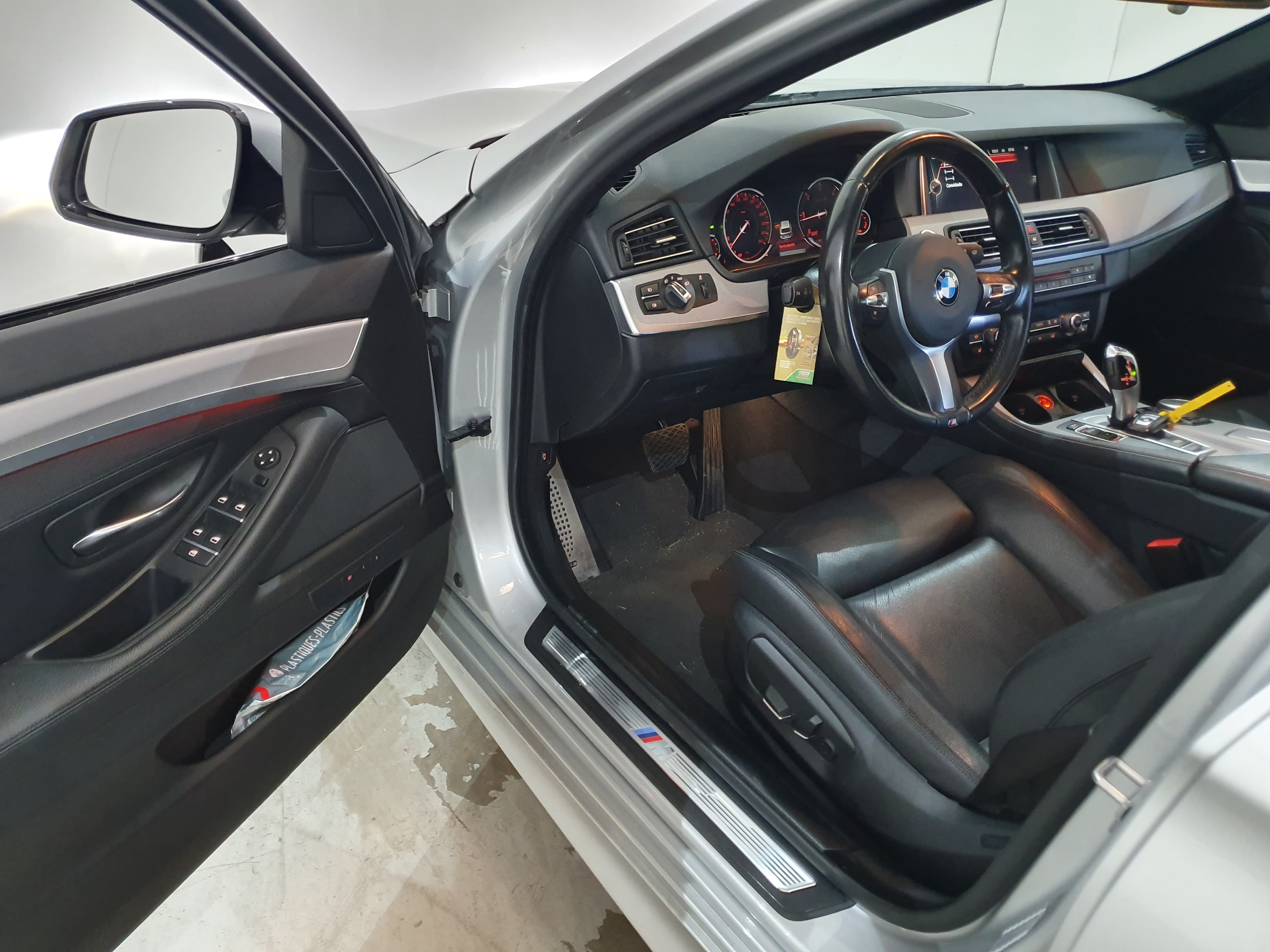 BMW 520D · Ano 2017 — image 17