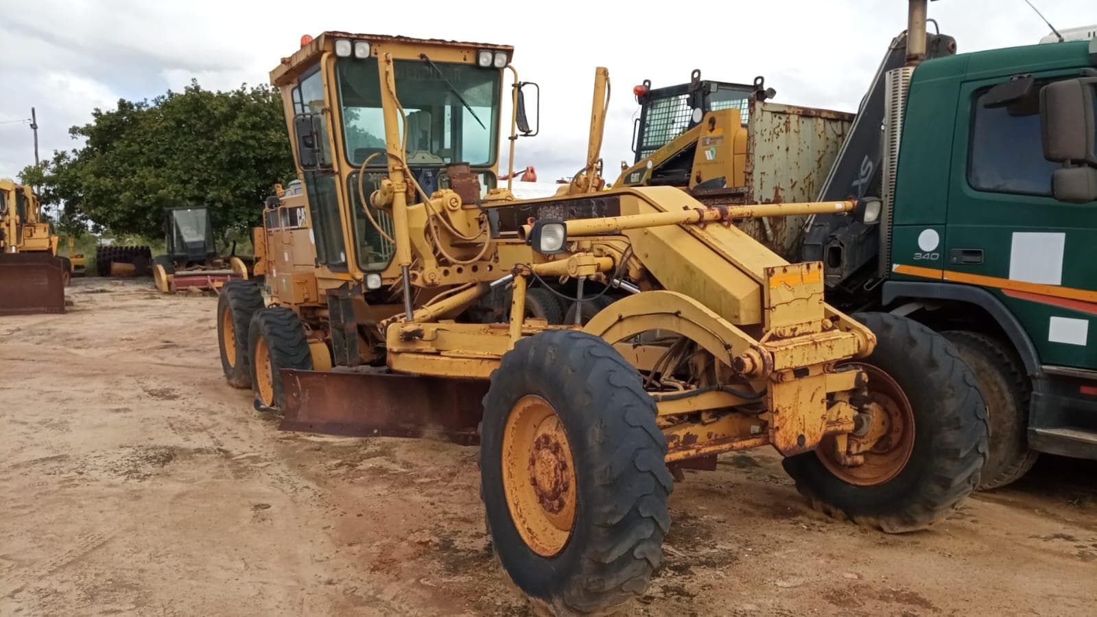 Niveladora Caterpillar 120H