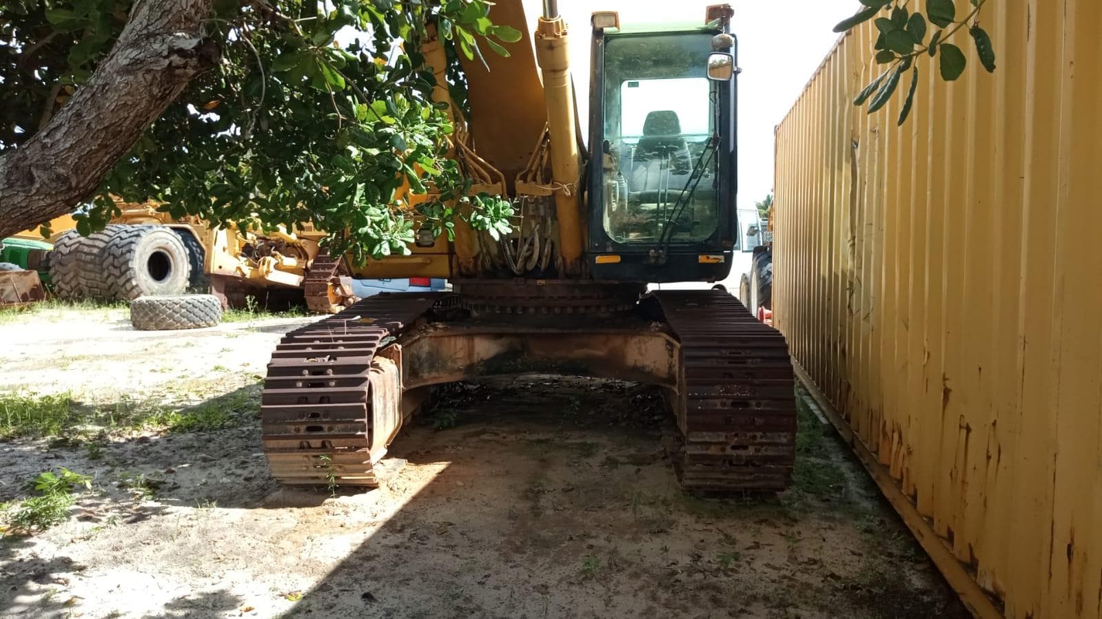 Escavadeira  Caterpillar 330 CLN — imagem 3
