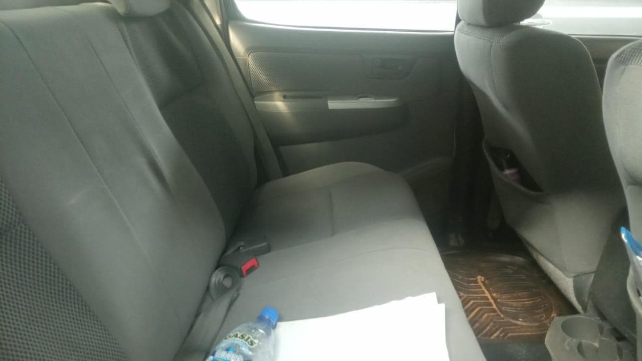 Toyota HILUX 4x4 3.0D4D — imagem 2