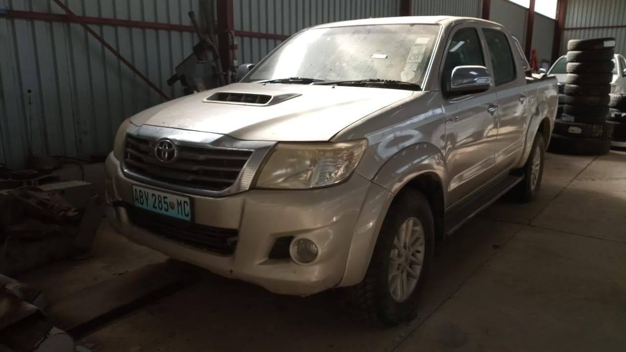 Toyota HILUX 4x4 3.0D4D — imagem 8
