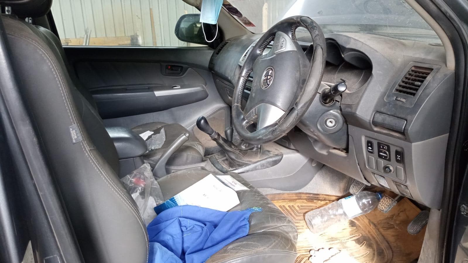 Toyota HILUX 4x4 3.0D4D — image 6