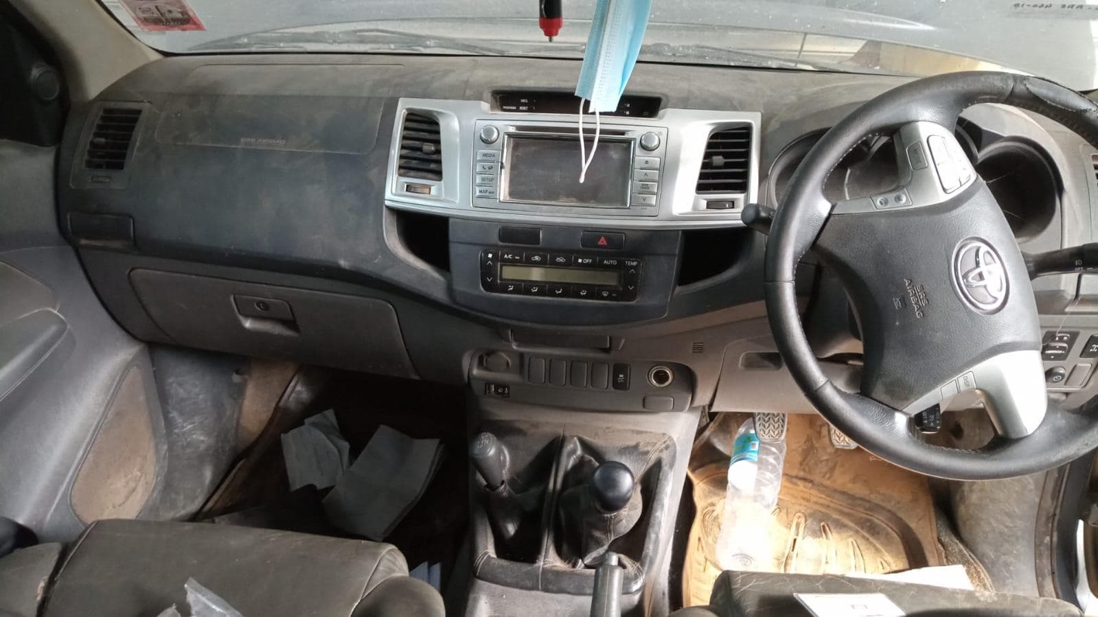 Toyota HILUX 4x4 3.0D4D — image 5