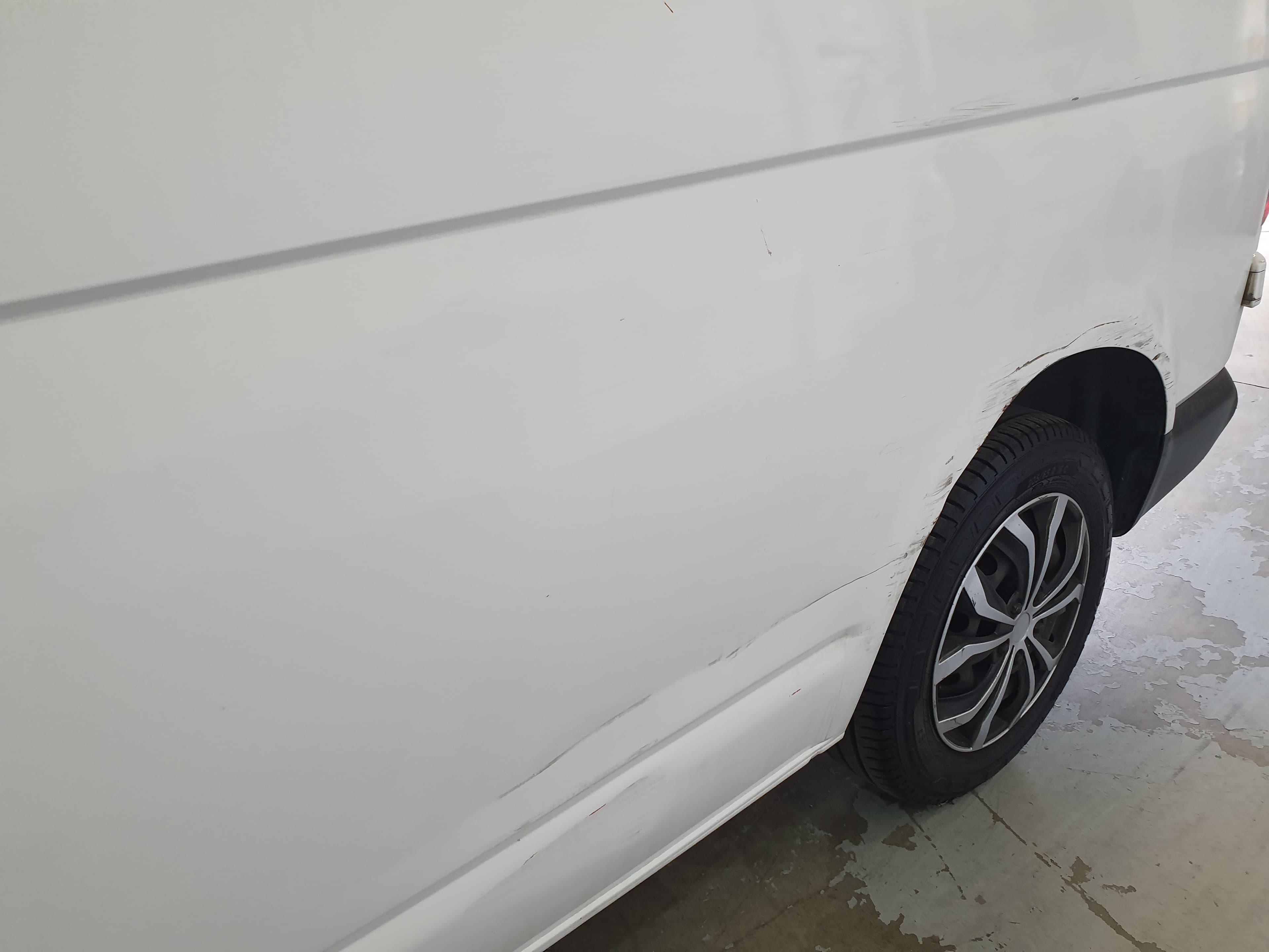 Volkswagen Transporter 2.0 TDI · Ano 2016 — imagem 25