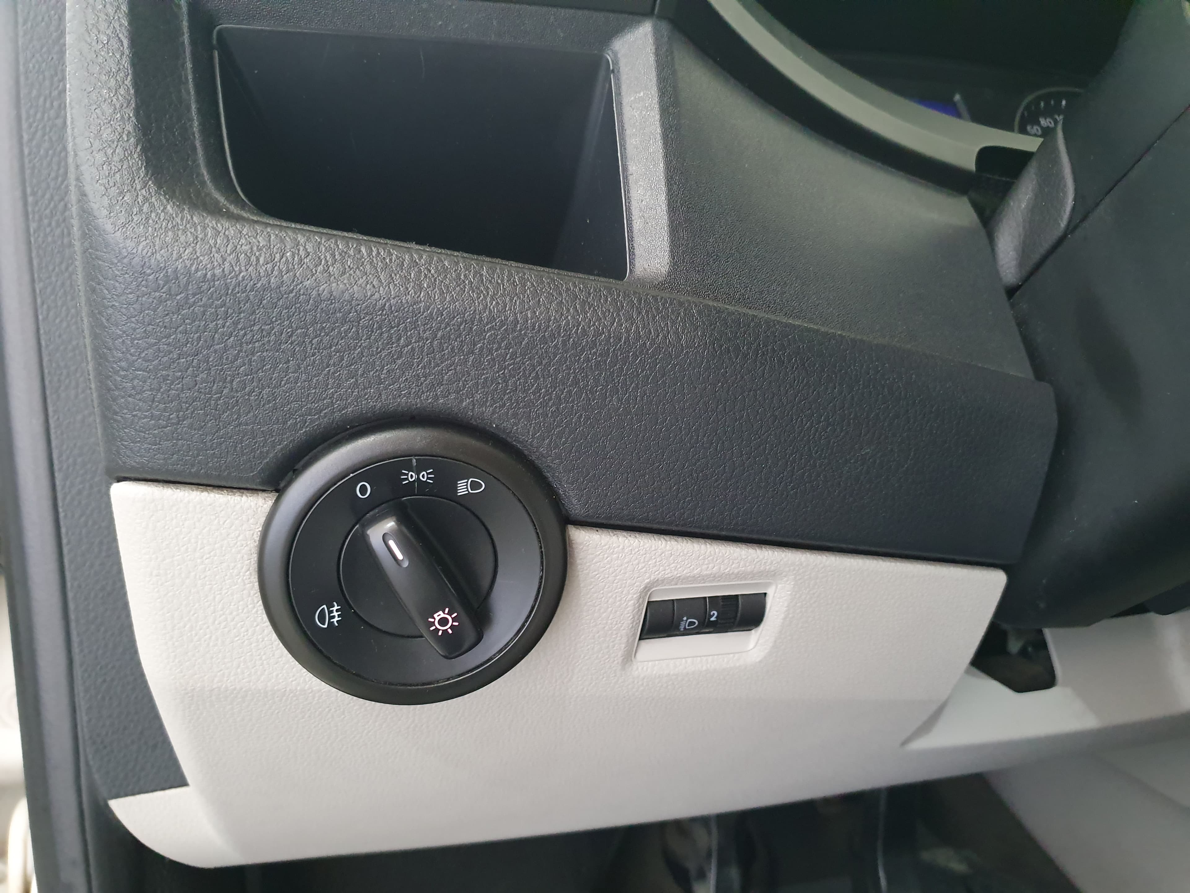 Volkswagen Transporter 2.0 TDI · Ano 2016 — imagem 39