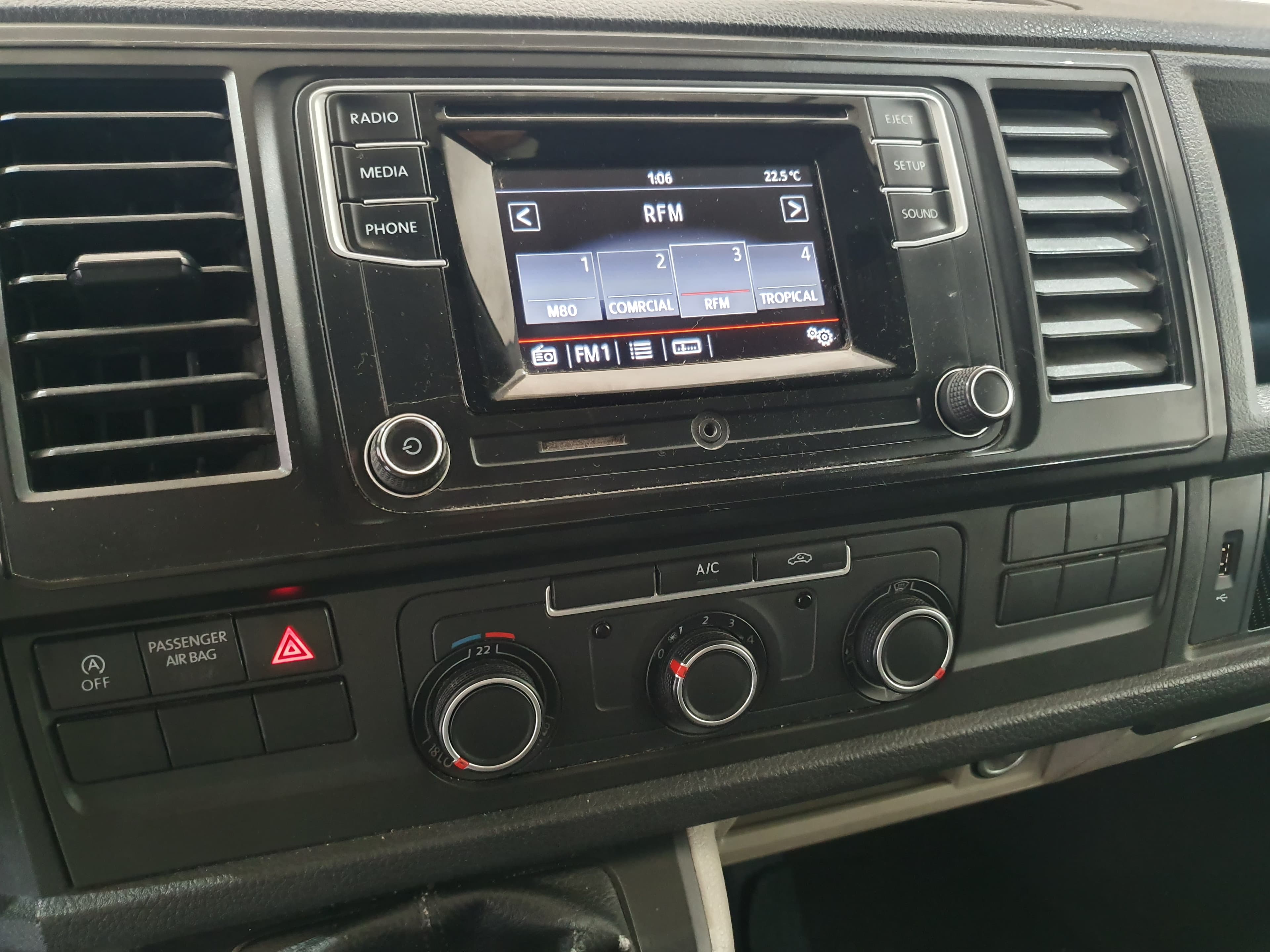 Volkswagen Transporter 2.0 TDI · Ano 2016 — imagem 33