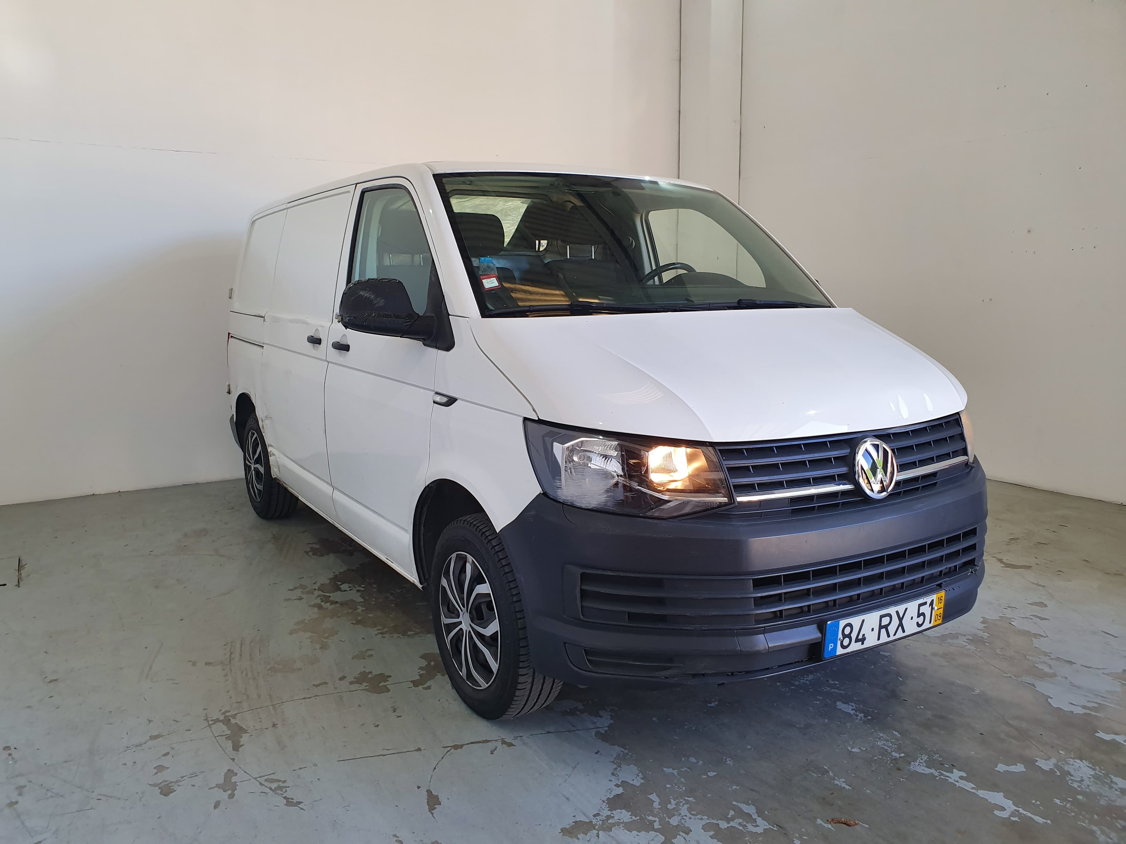 Volkswagen Transporter 2.0 TDI · Ano 2016 — imagem 3