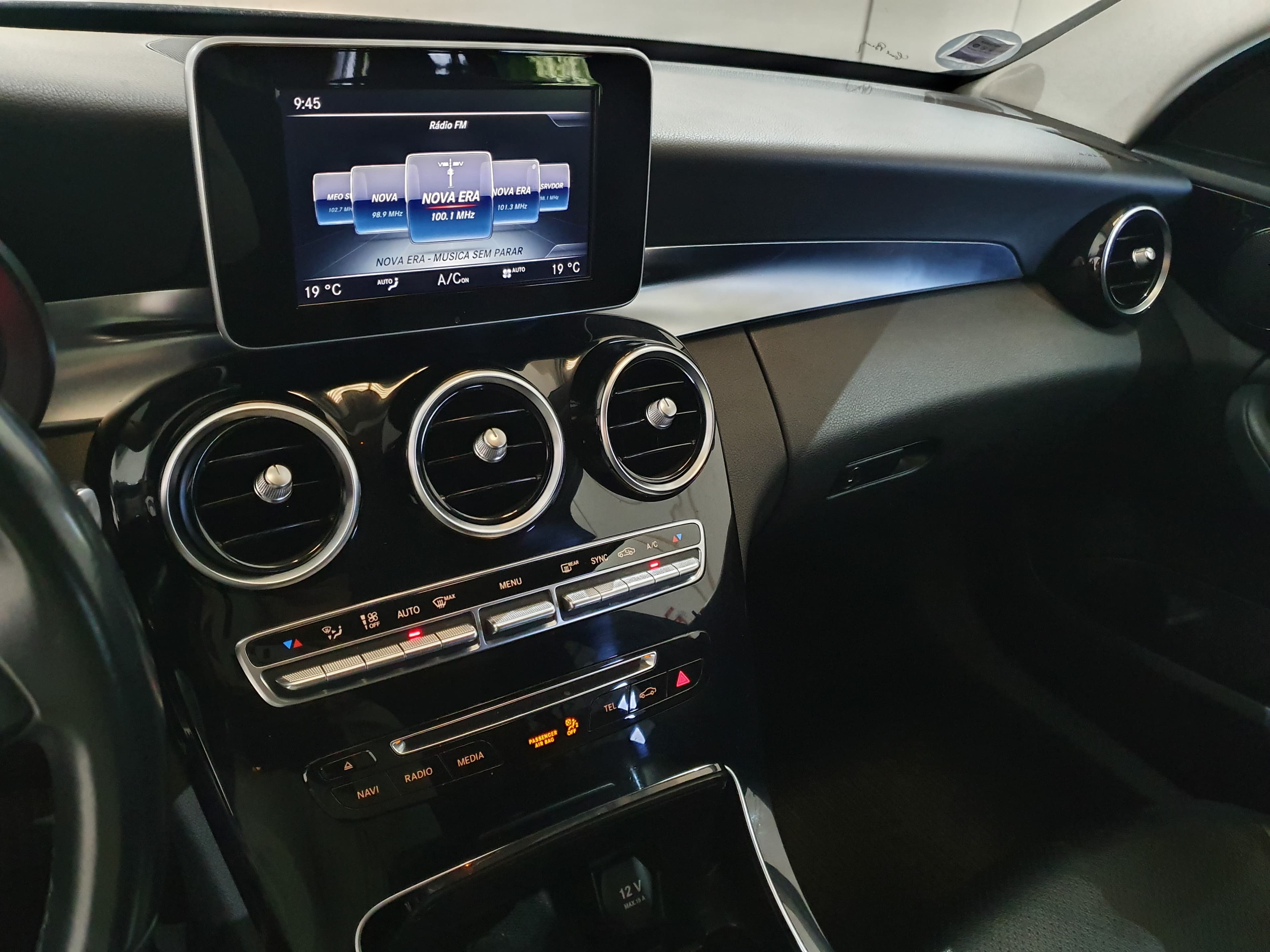 Mercedes-Benz C200D · Ano 2015 — image 34