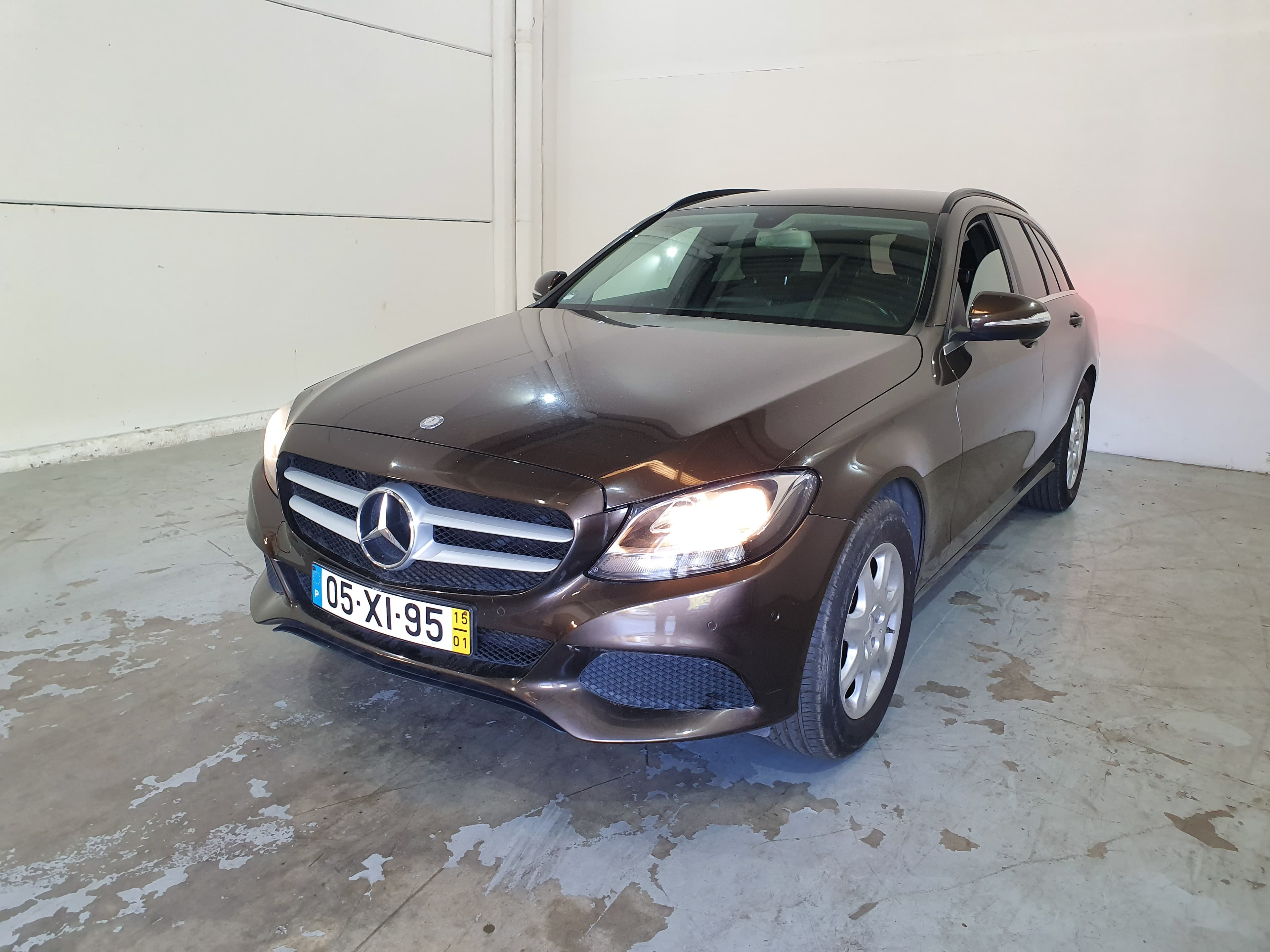 Mercedes-Benz C200D · Ano 2015 — image 1