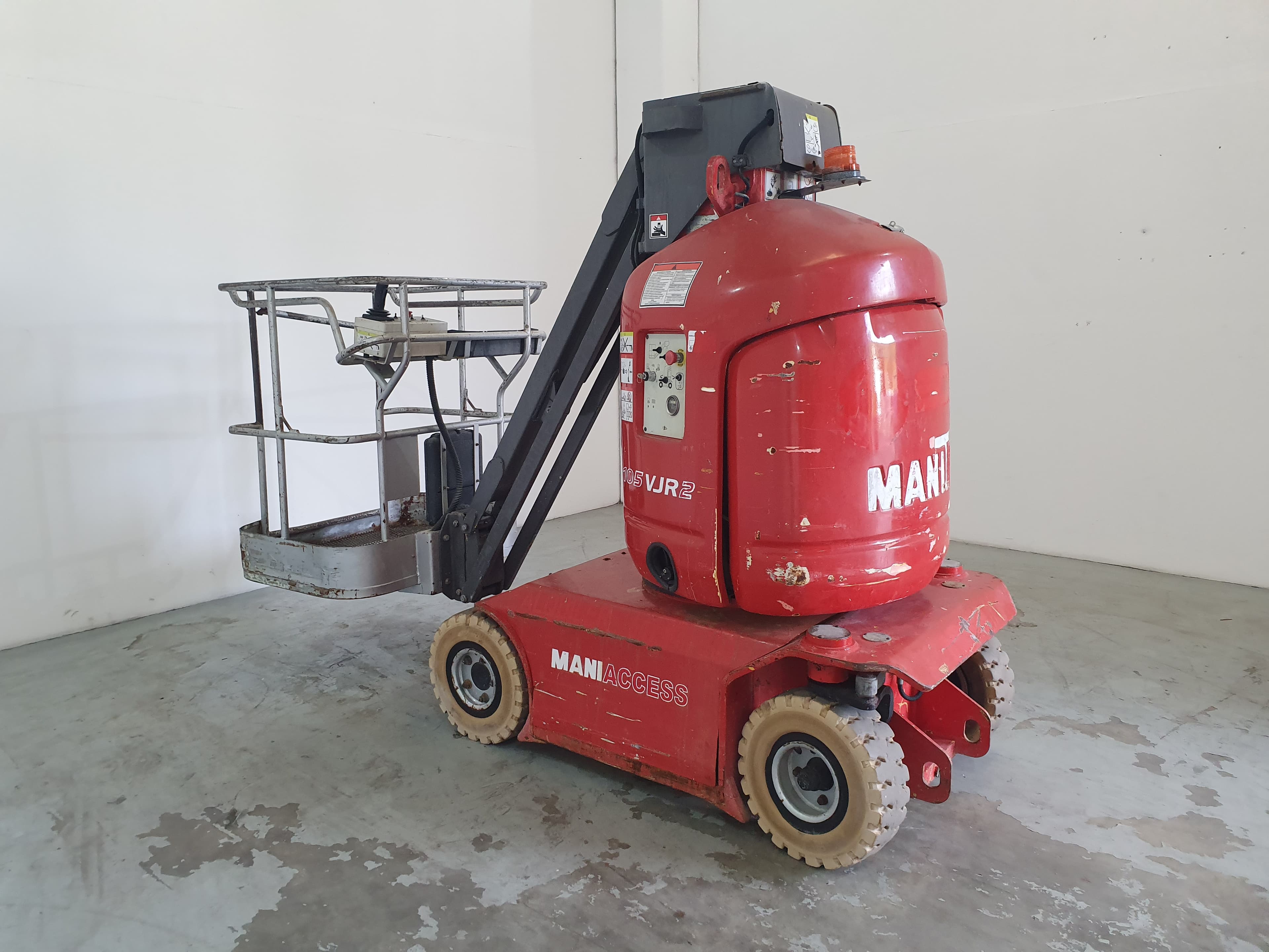 Plataforma Elevatória Manitou 105 VJR2 — image 3