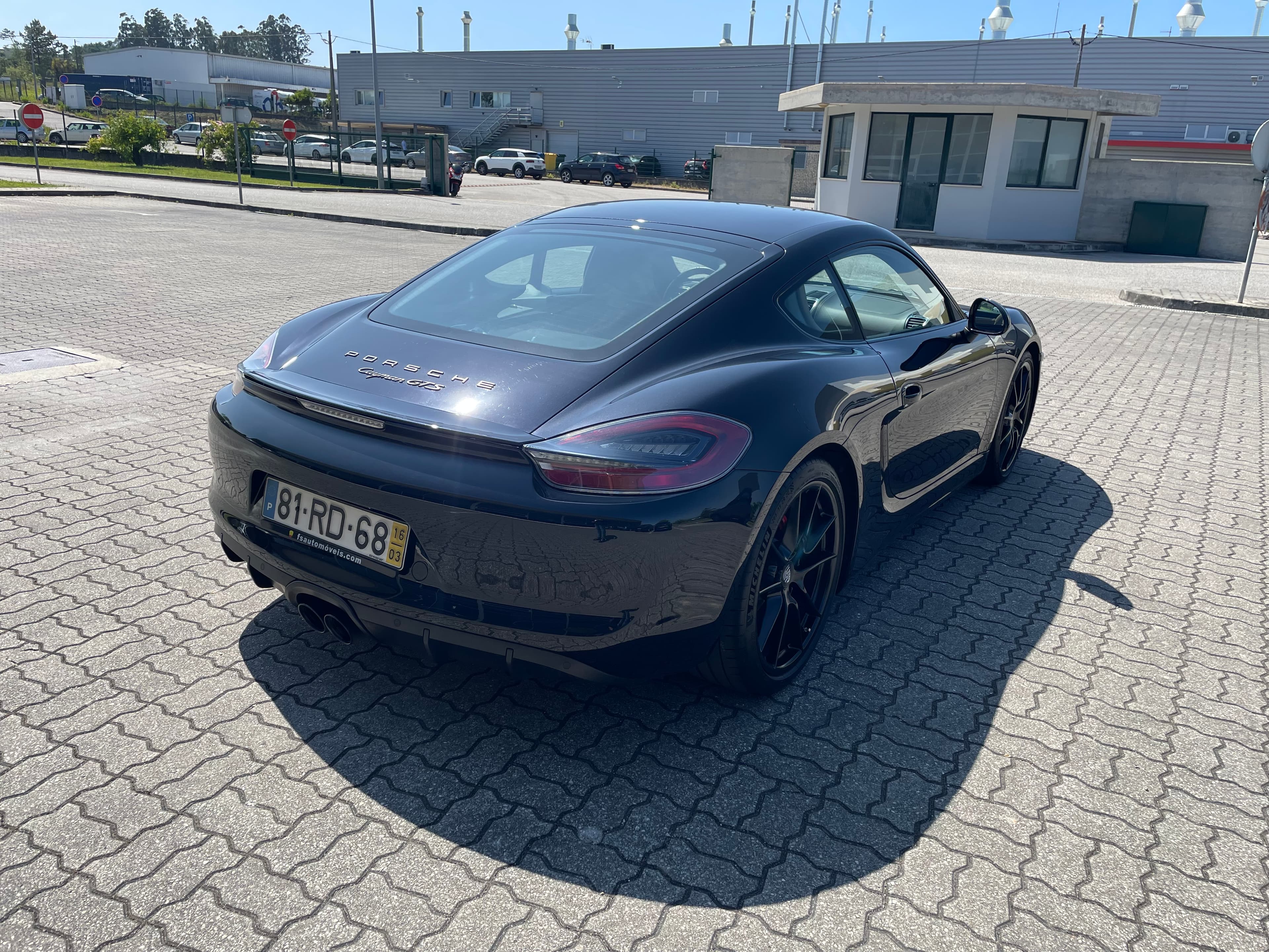 Porsche Cayman GTS · Ano 2016 — imagem 5
