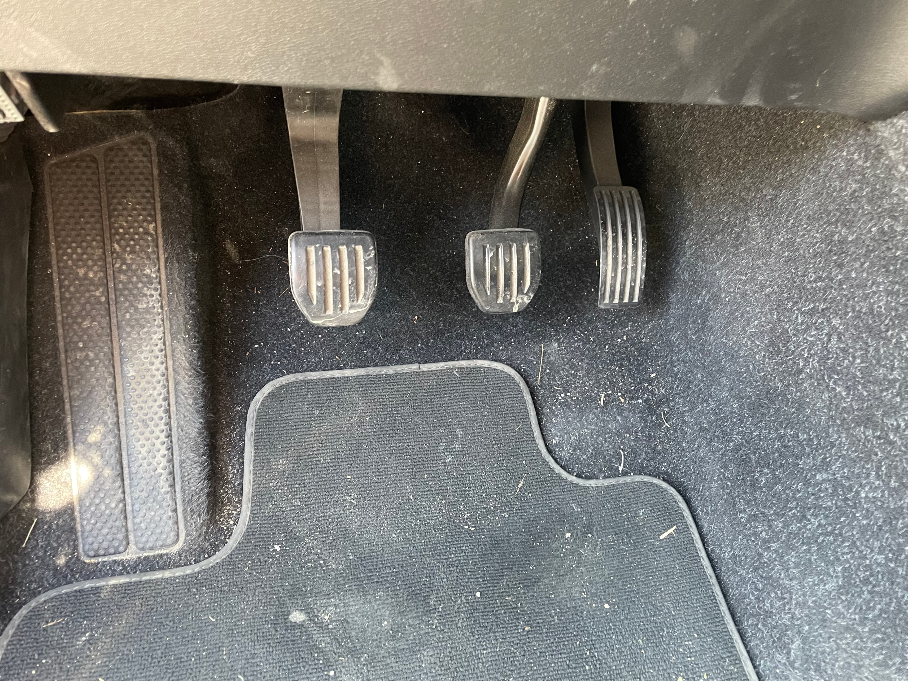 Volvo XC40 T3 · Ano 2018 — image 17