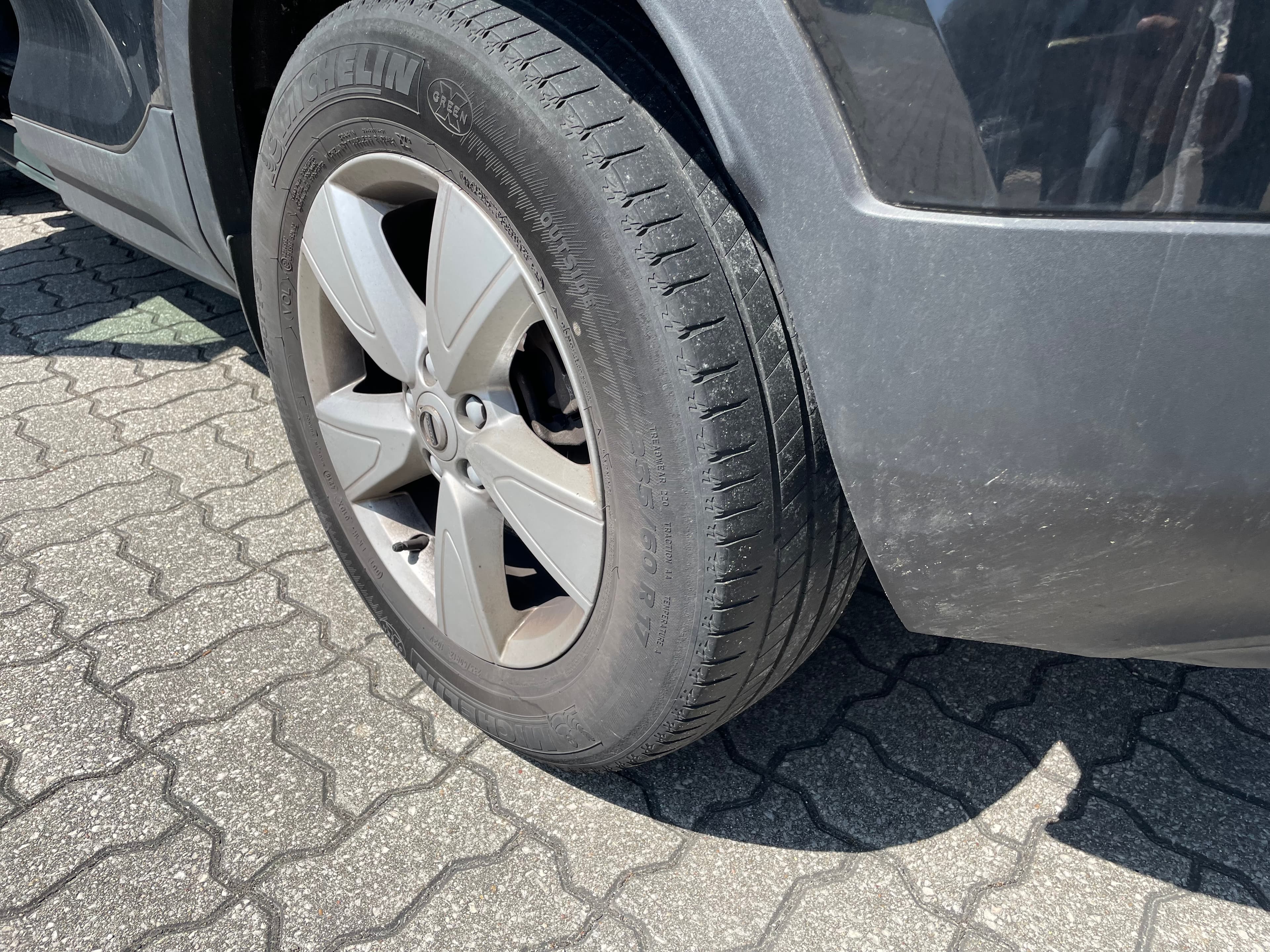 Volvo XC40 T3 · Ano 2018 — image 10