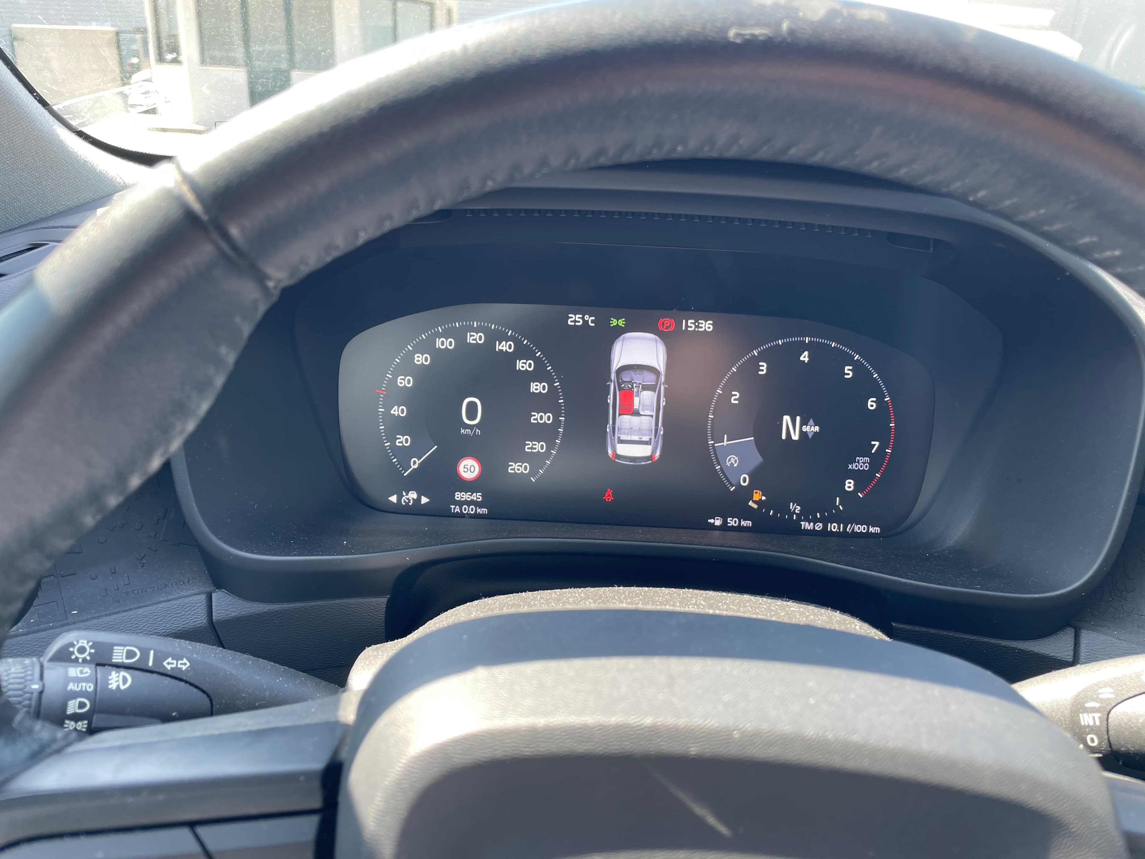 Volvo XC40 T3 · Ano 2018 — image 16