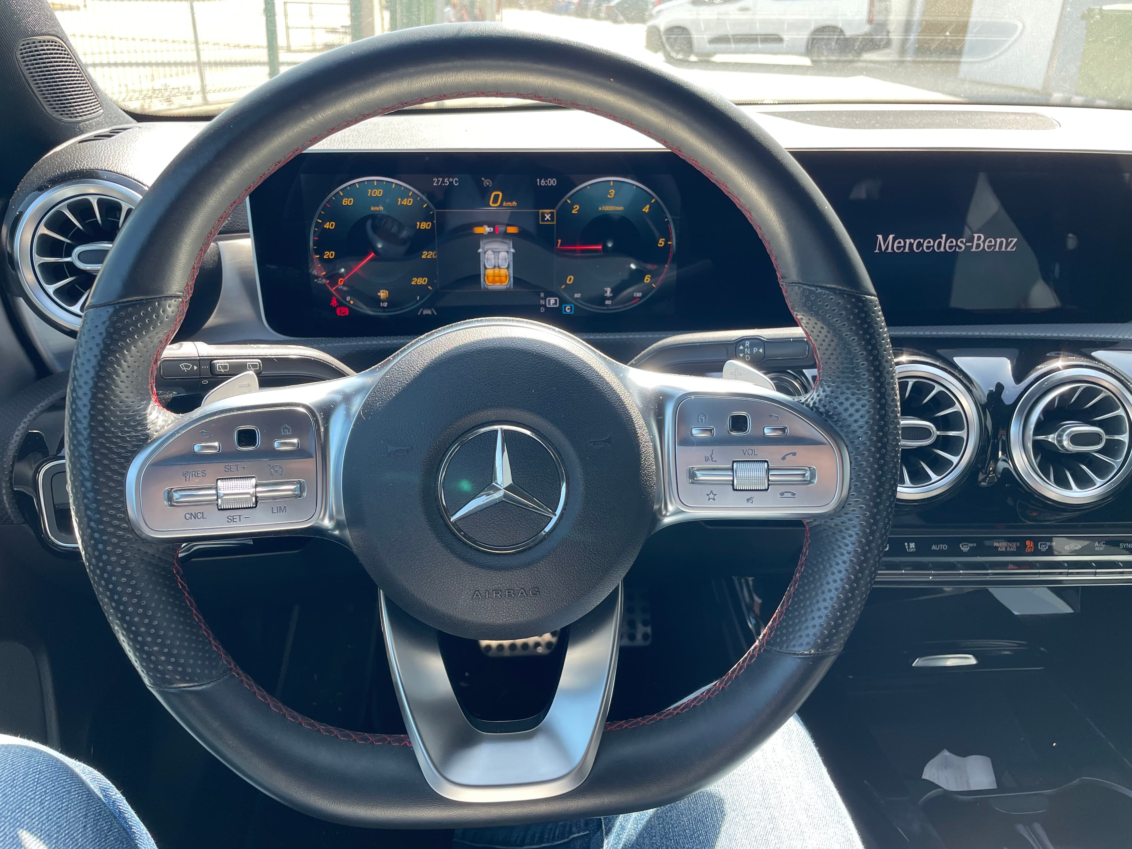 Mercedes-Benz A180 D AMG · Ano 2019 — imagem 18