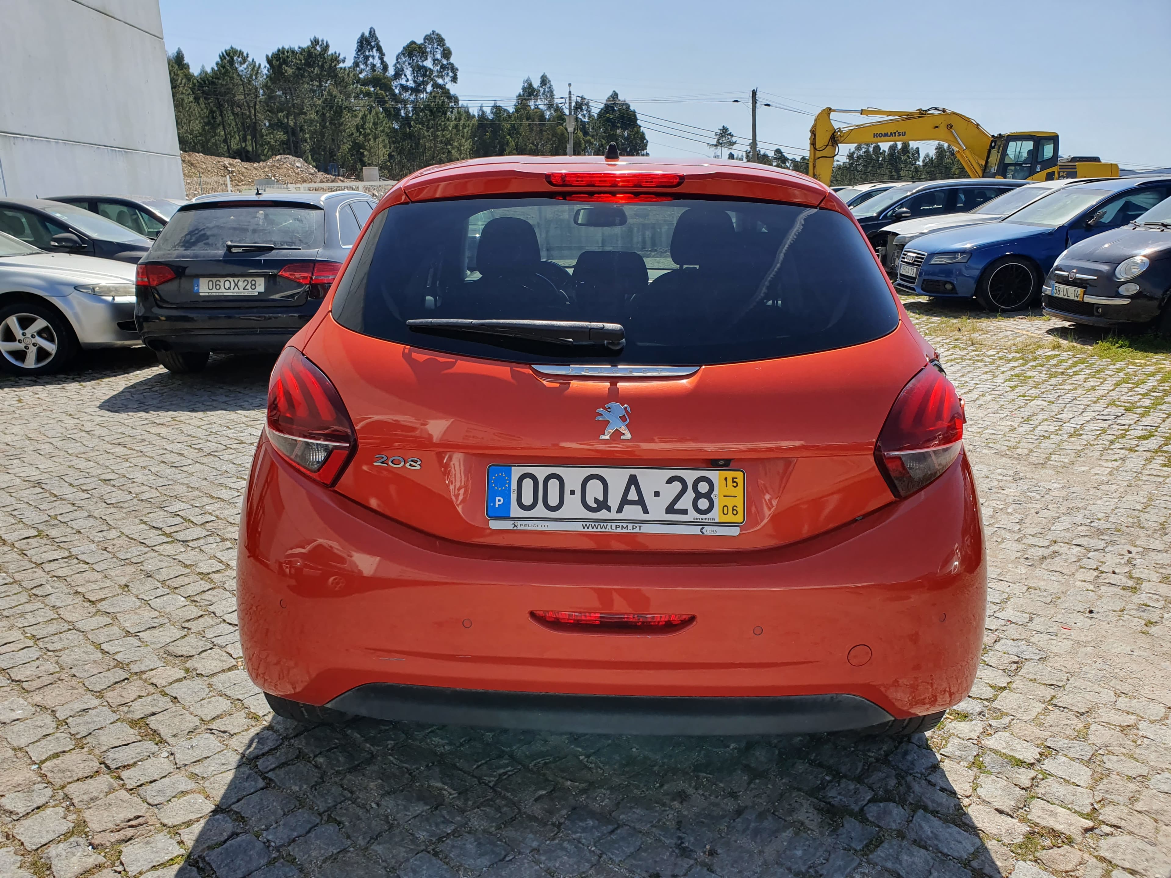 Peugeot 208 1.2 · Ano 2015 — image 6