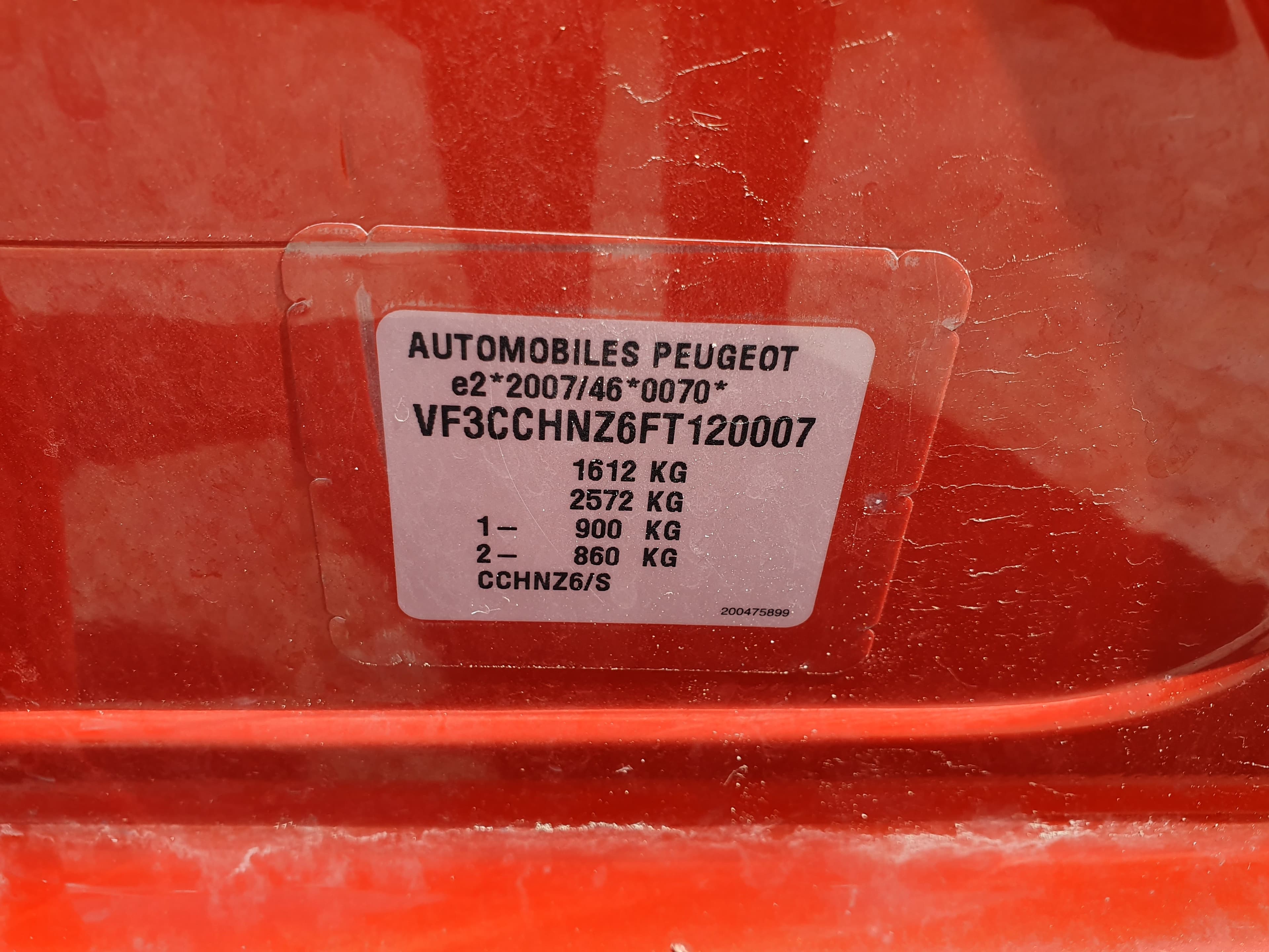 Peugeot 208 1.2 · Ano 2015 — image 27