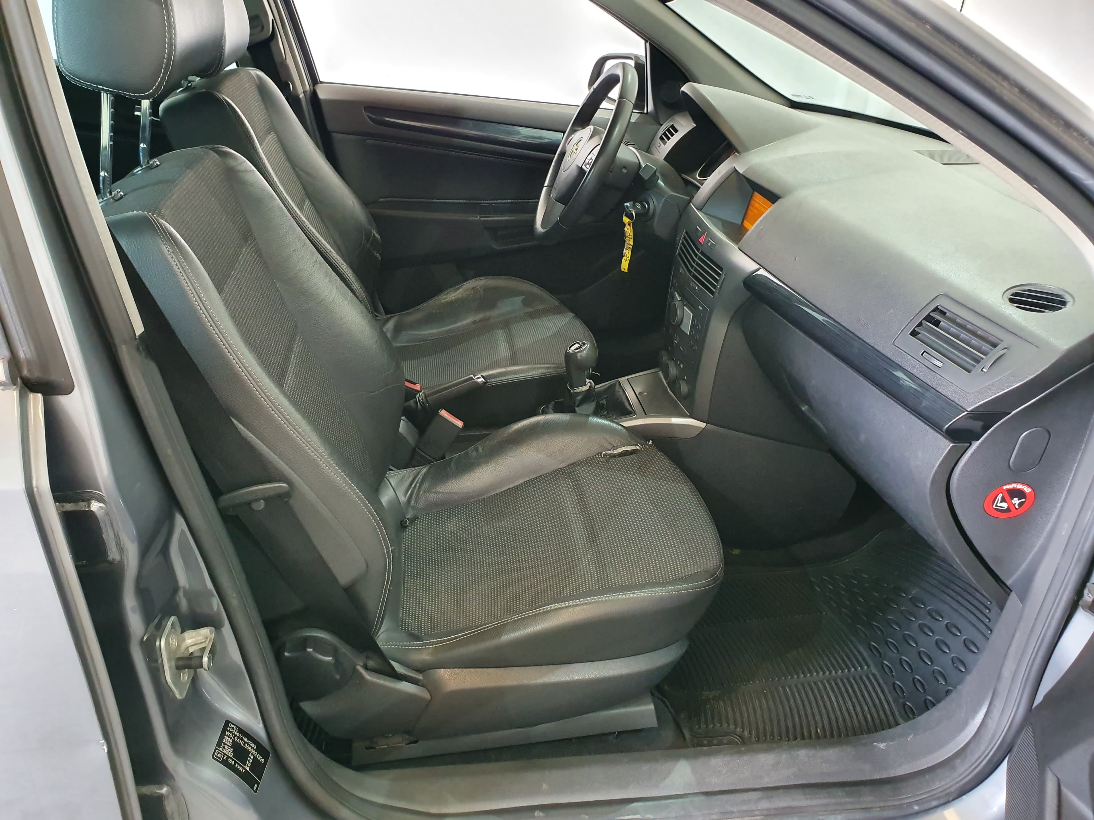 Opel Astra 1.7 CDTI · Ano 2005 — imagen 26