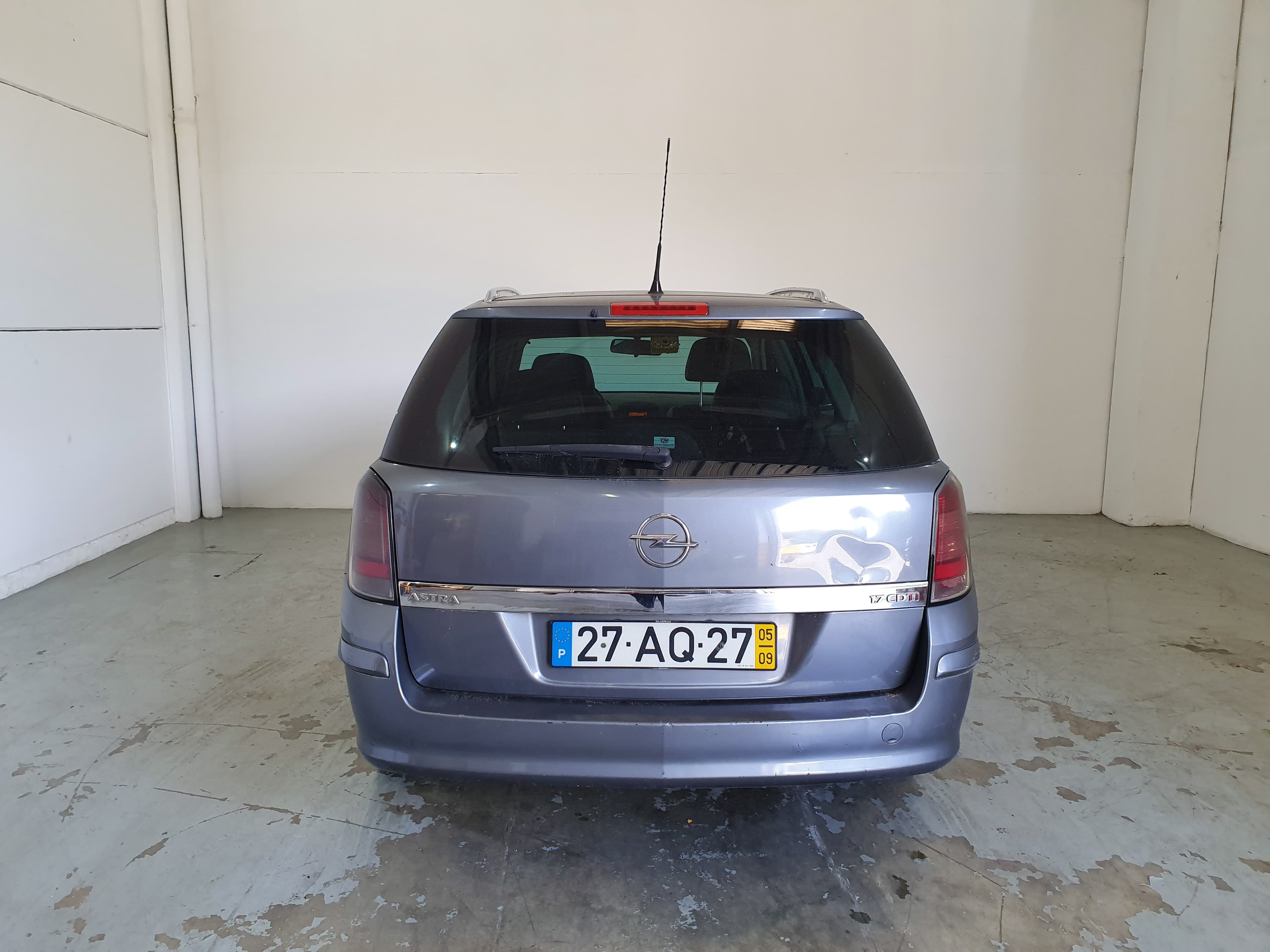 Opel Astra 1.7 CDTI · Ano 2005 — imagen 4