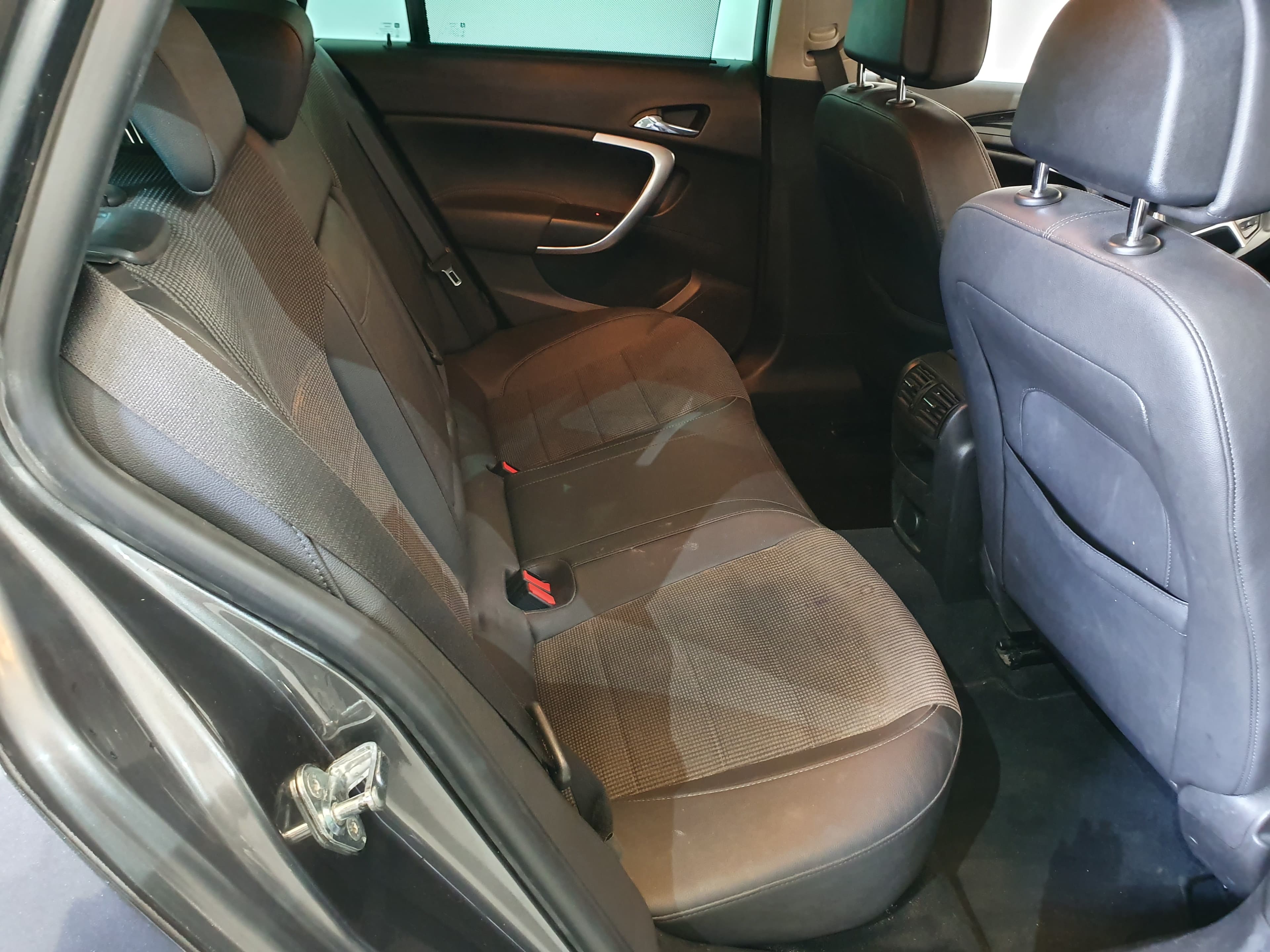Opel Insignia 2.0 CDTI · Ano 2010 — imagen 22