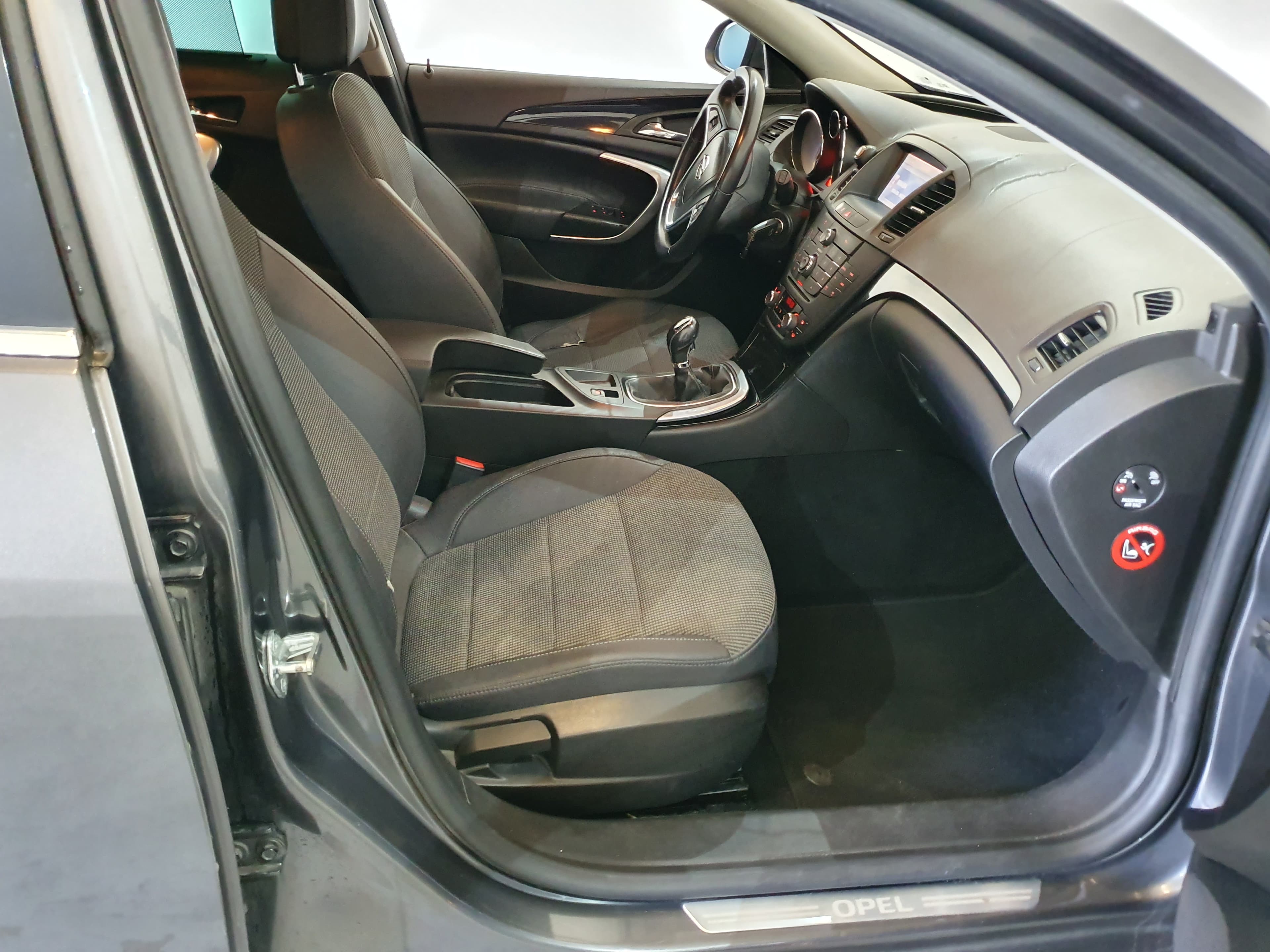 Opel Insignia 2.0 CDTI · Ano 2010 — imagen 25