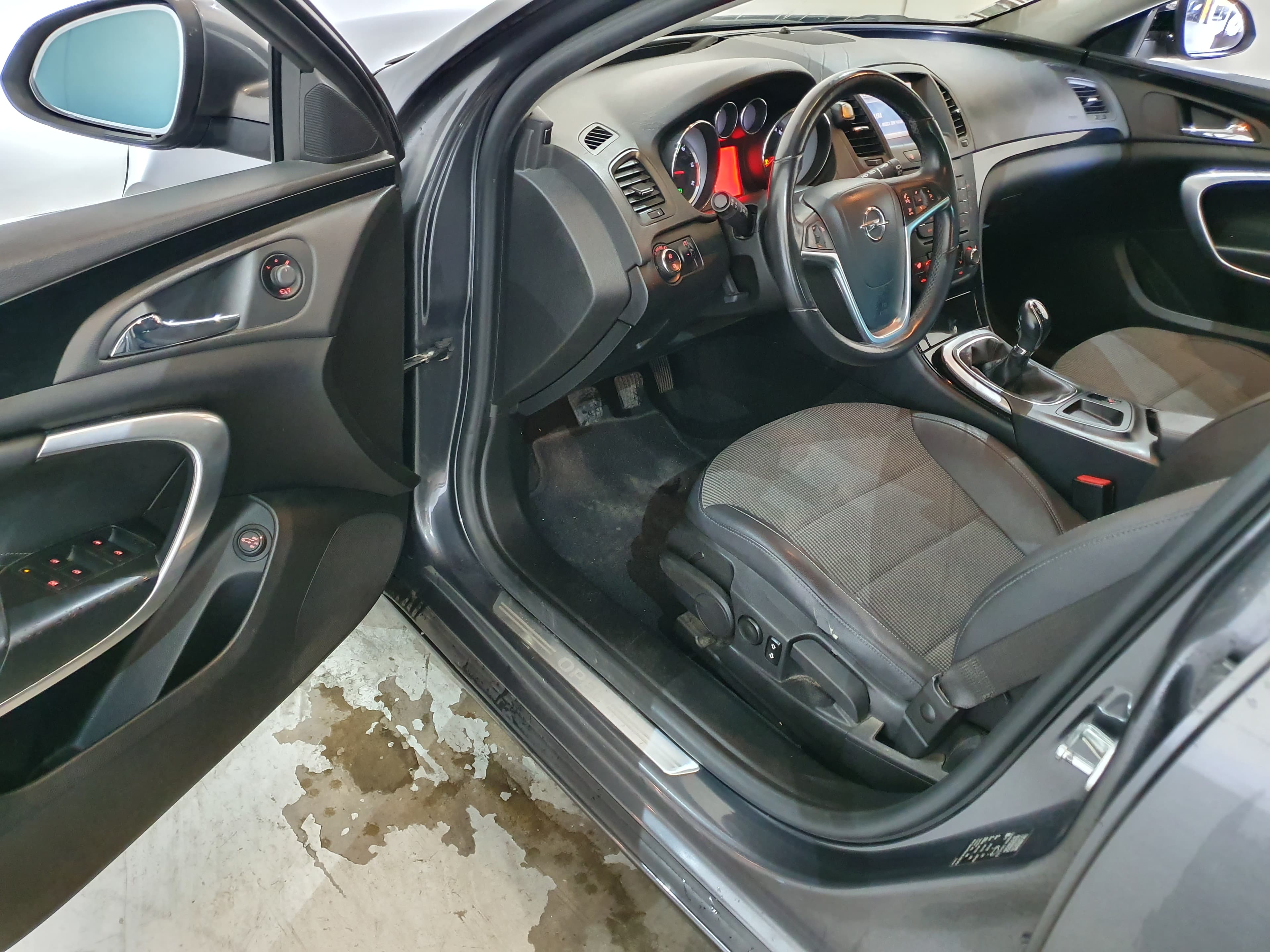 Opel Insignia 2.0 CDTI · Ano 2010 — imagen 30