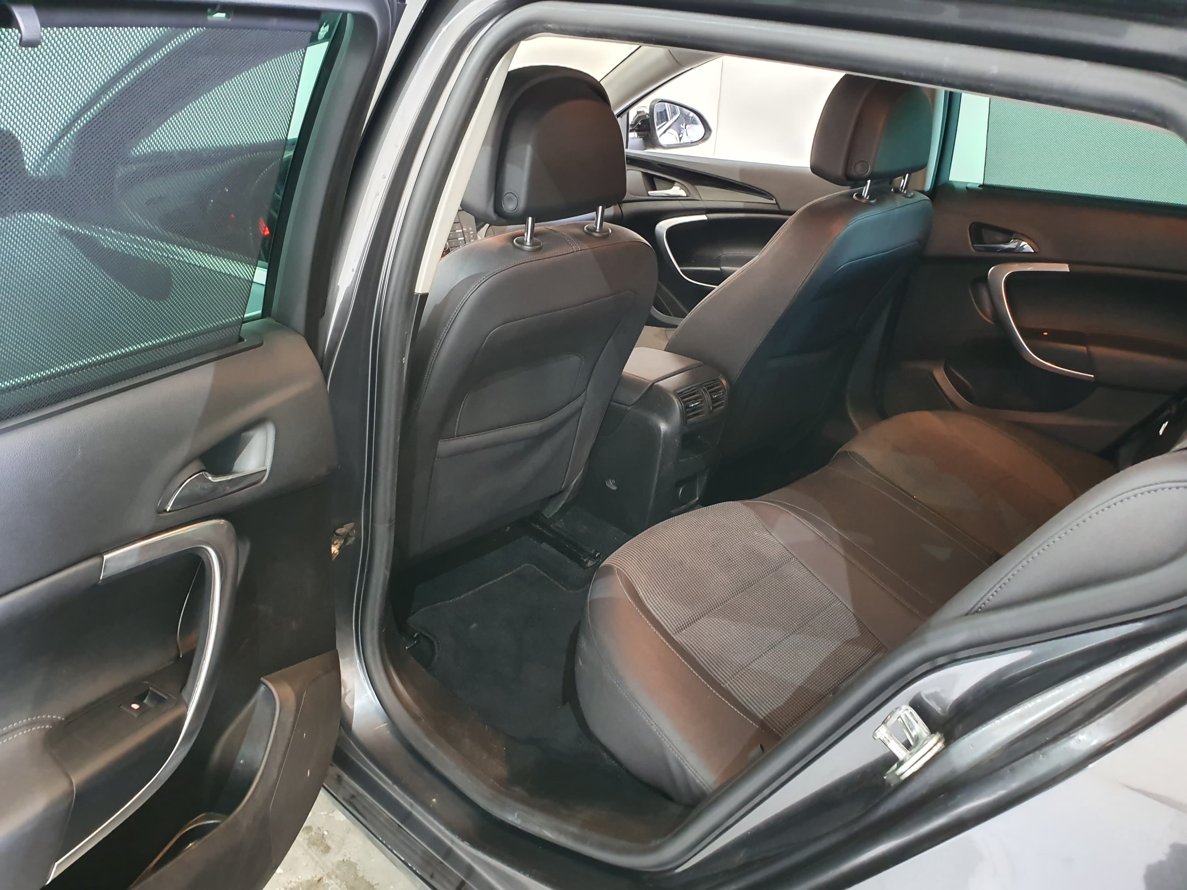 Opel Insignia 2.0 CDTI · Ano 2010 — imagen 26