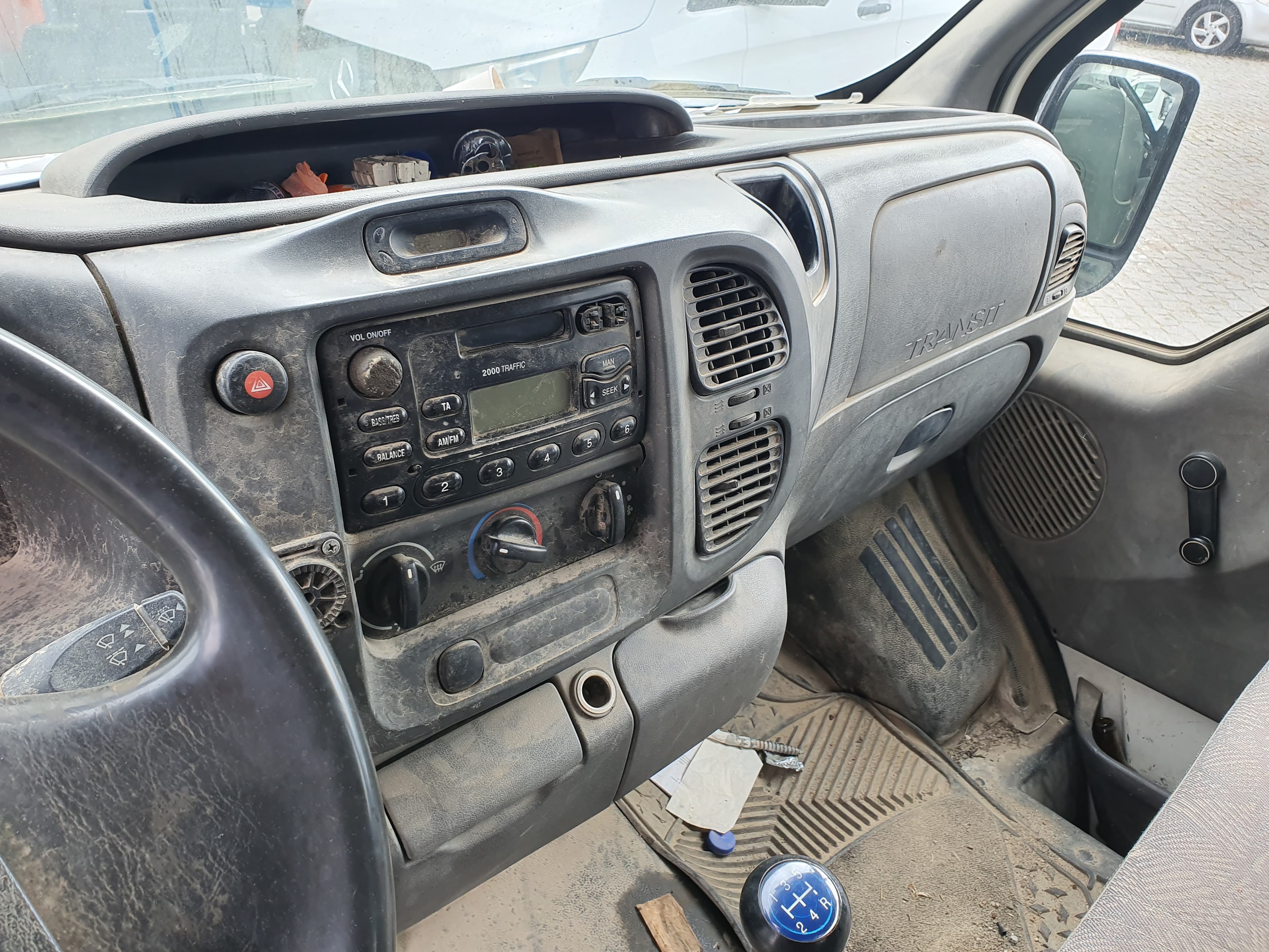 Ford Transit · Ano 2003 — imagen 13