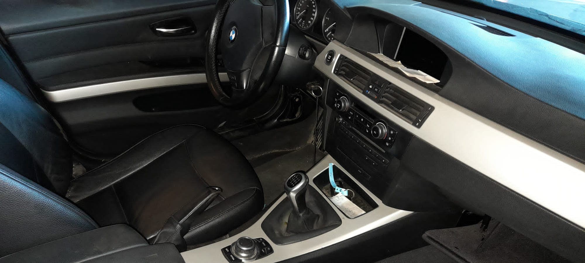 BMW 316D · Ano 2011 — imagem 22