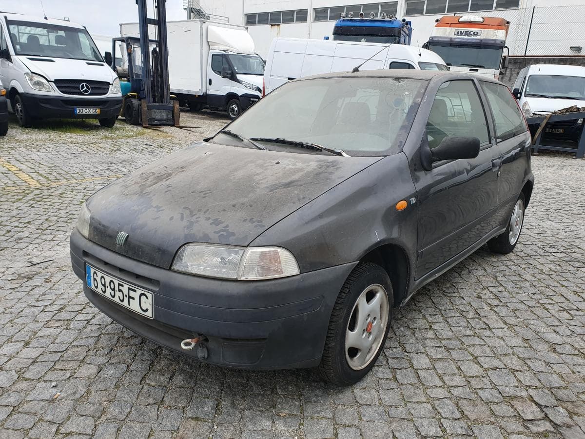 Fiat Punto 1.7 TD — image 2