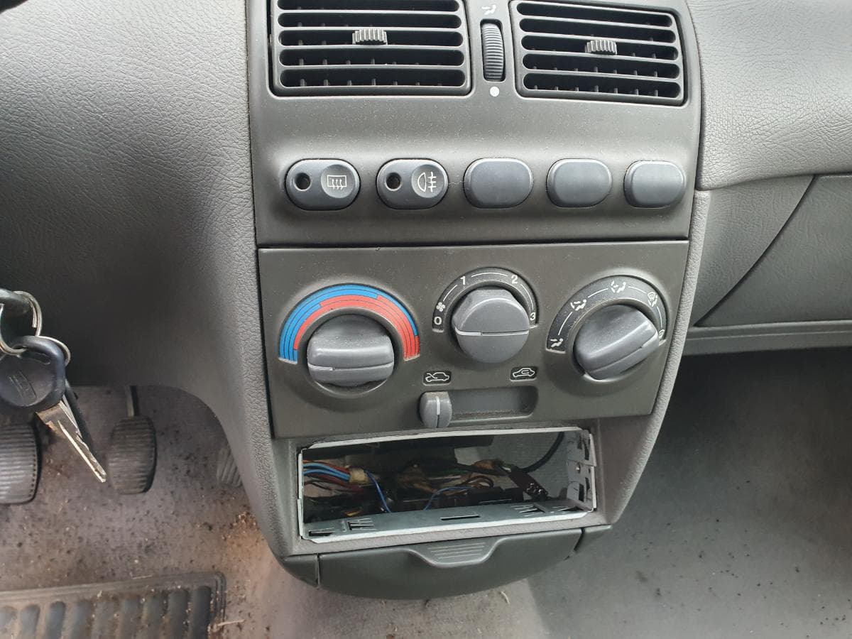 Fiat Punto 1.7 TD — image 27