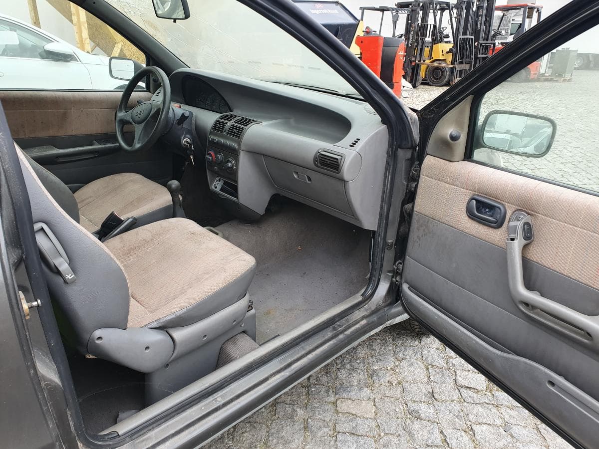 Fiat Punto 1.7 TD — image 28