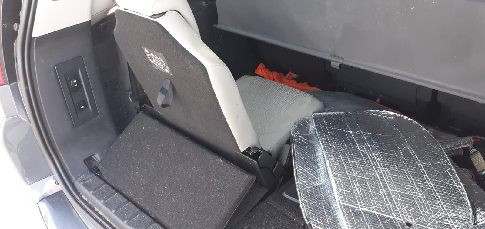 Citroën C4 Grand Picasso 1.6 HDI · Ano 2011 — image 19