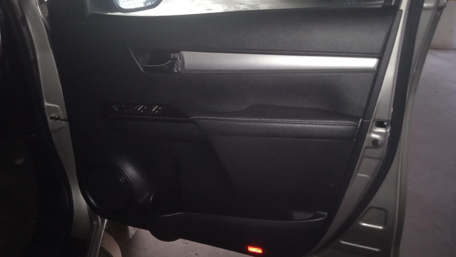 Toyota Hilux 2.8 GD6 — imagen 8