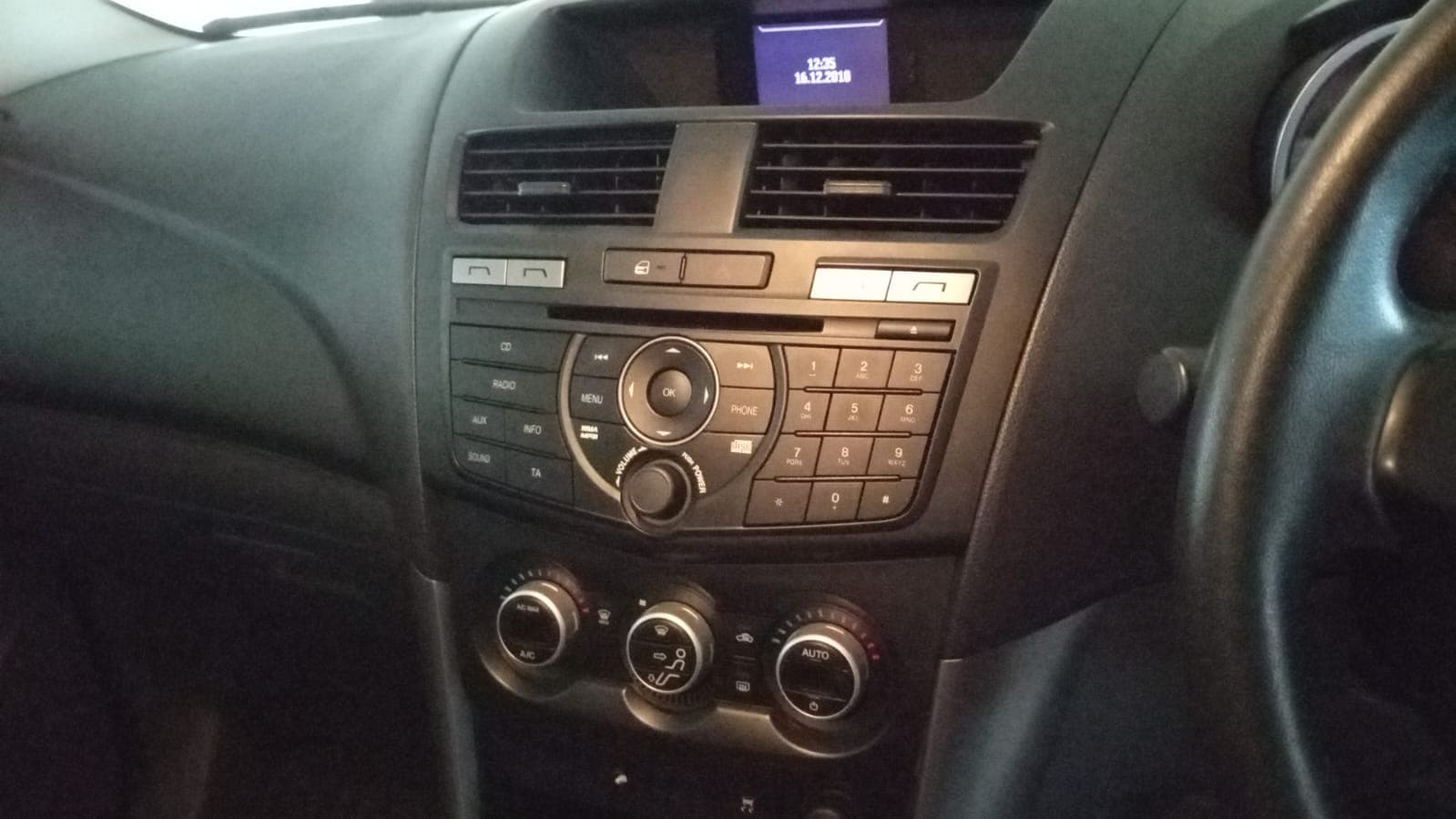 Mazda BT50 — image 14