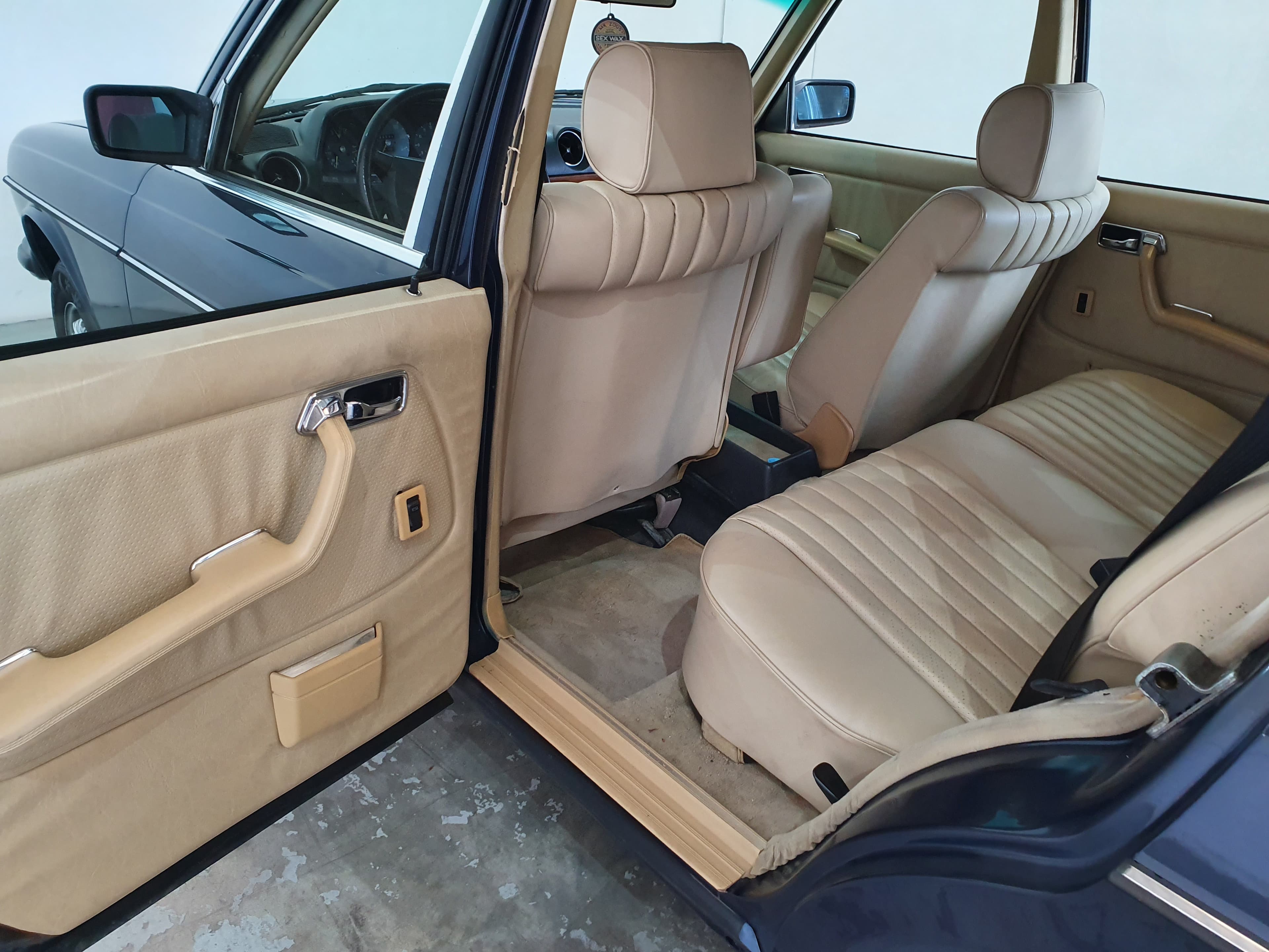 Mercedes-Benz 300 Turbo Diesel W 123 · Ano 1981 — imagen 23