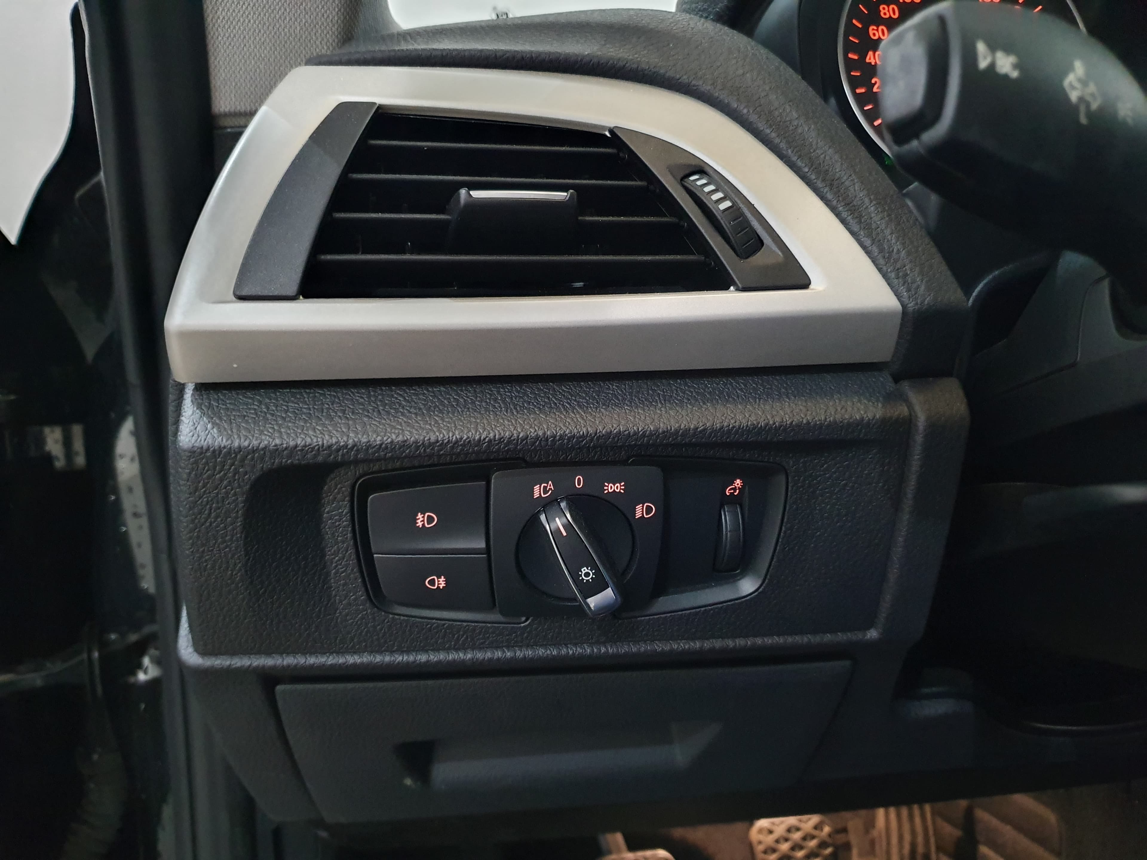 BMW 218 2.0D Coupé · Ano 2016 — image 35