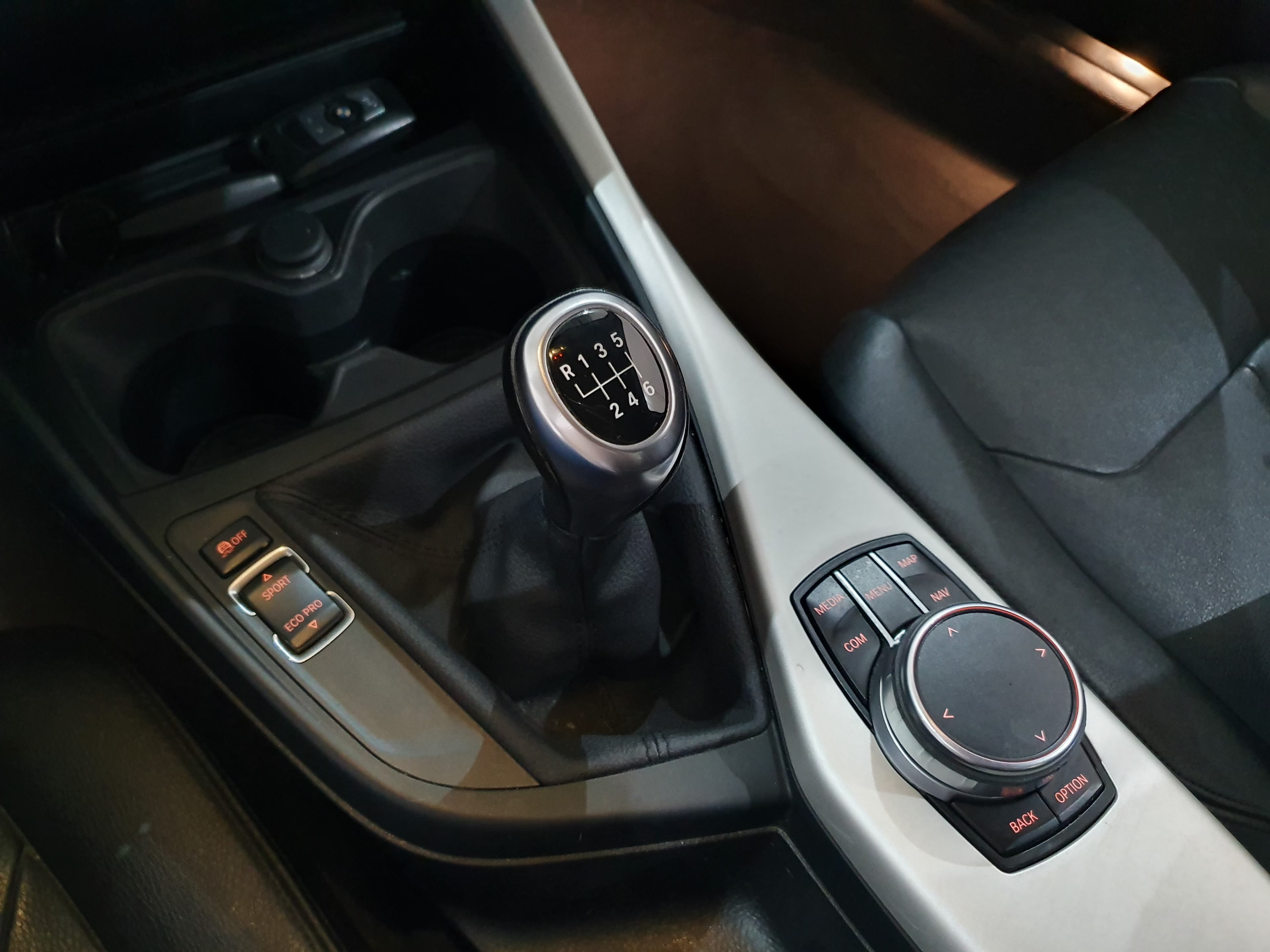 BMW 218 2.0D Coupé · Ano 2016 — image 30