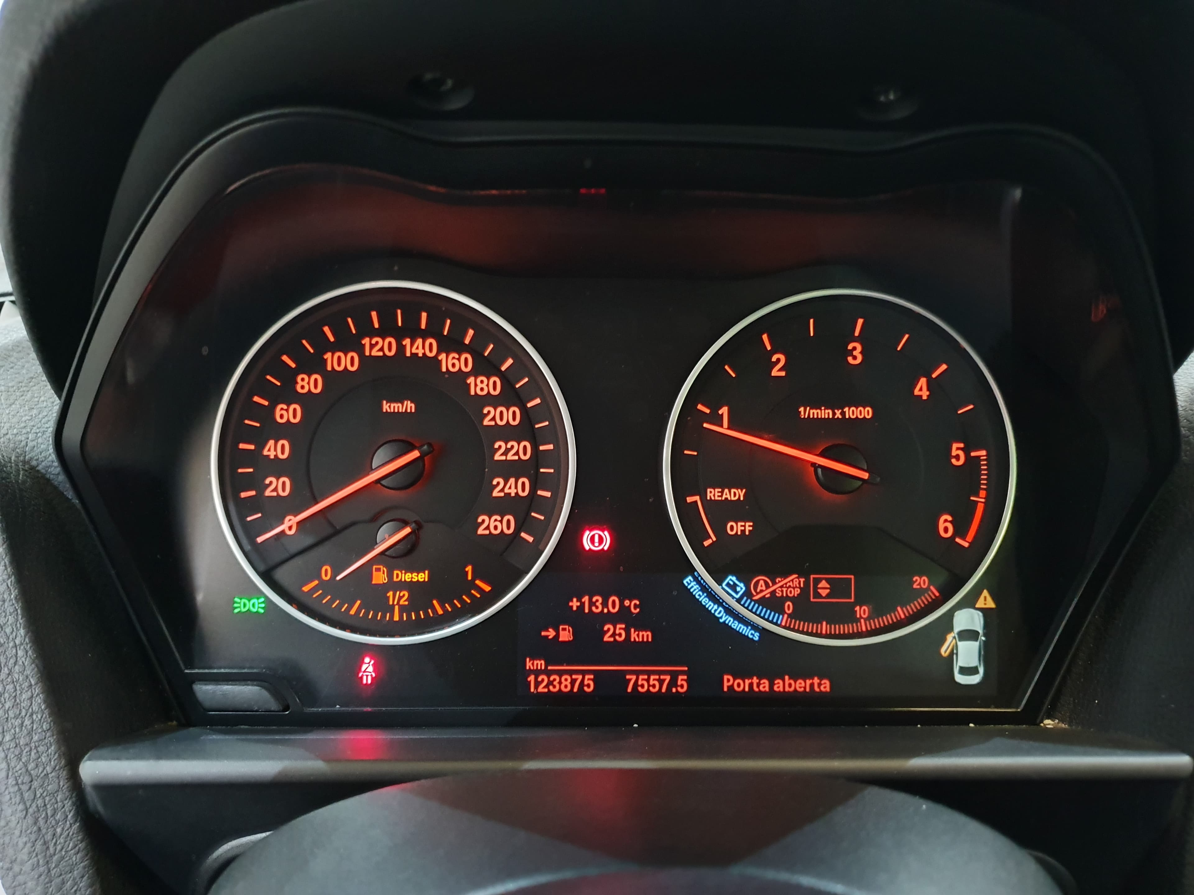 BMW 218 2.0D Coupé · Ano 2016 — image 32