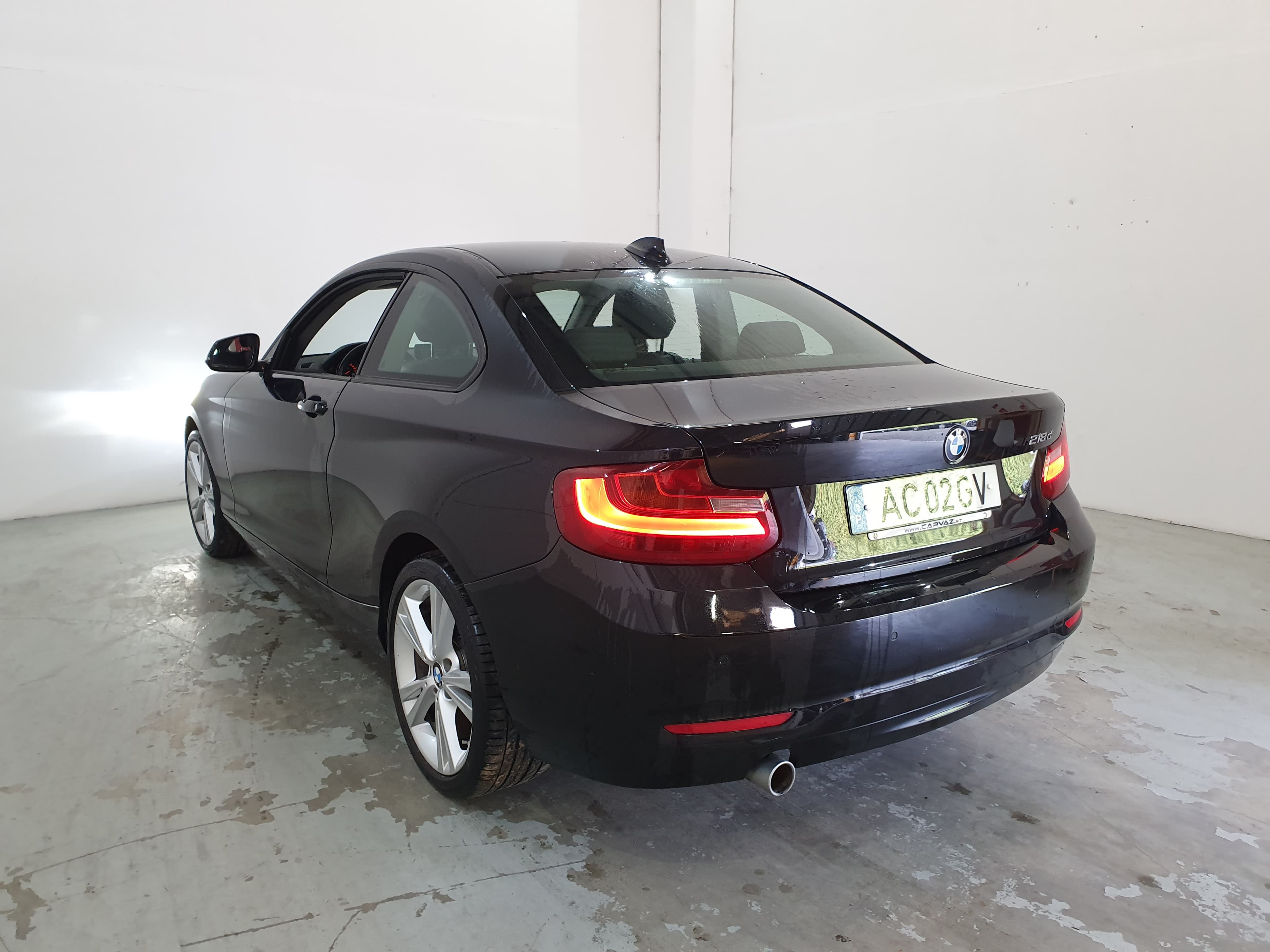 BMW 218 2.0D Coupé · Ano 2016 — image 8