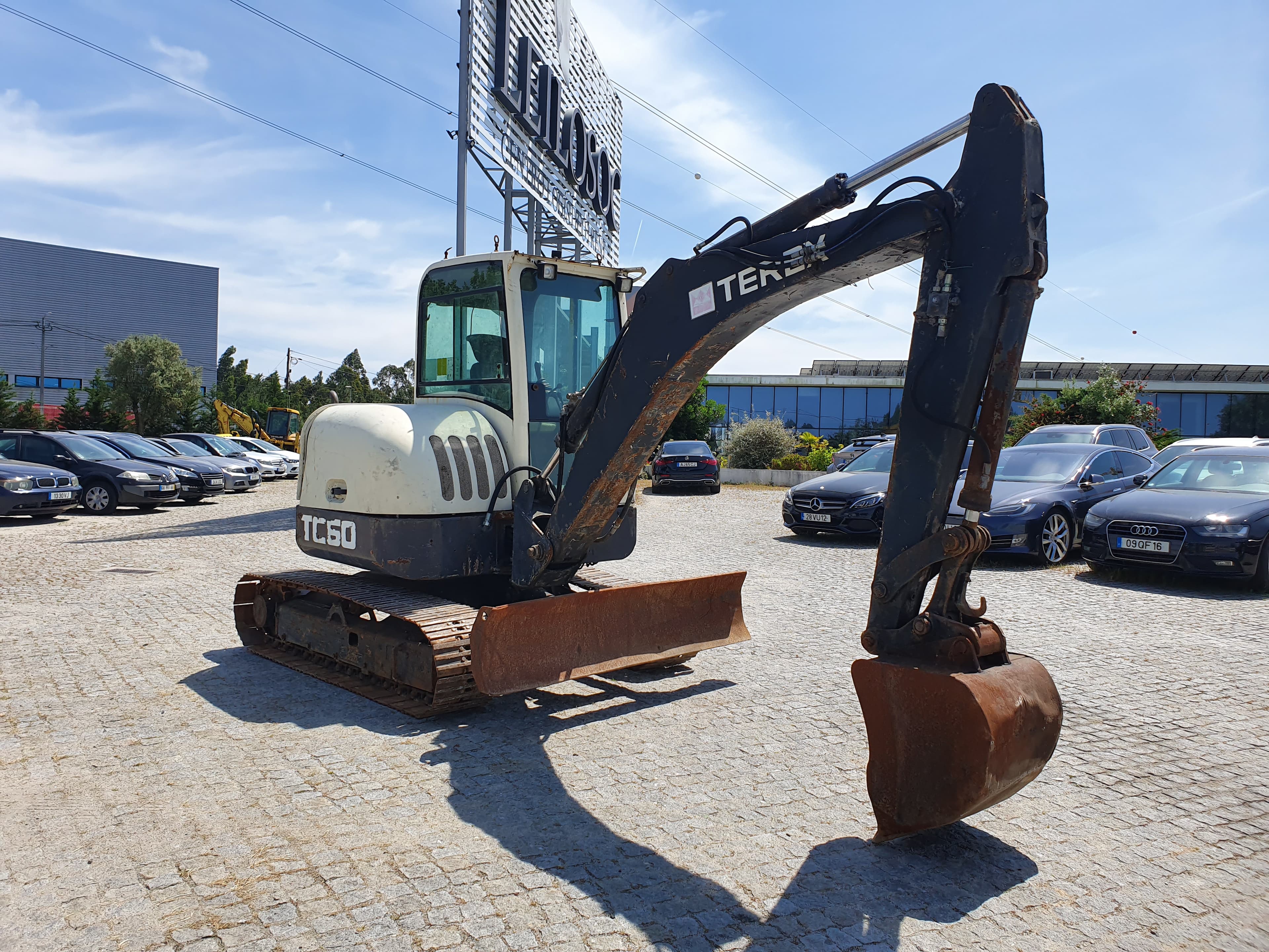 Mini Giratória Terex TC 60 — imagen 1