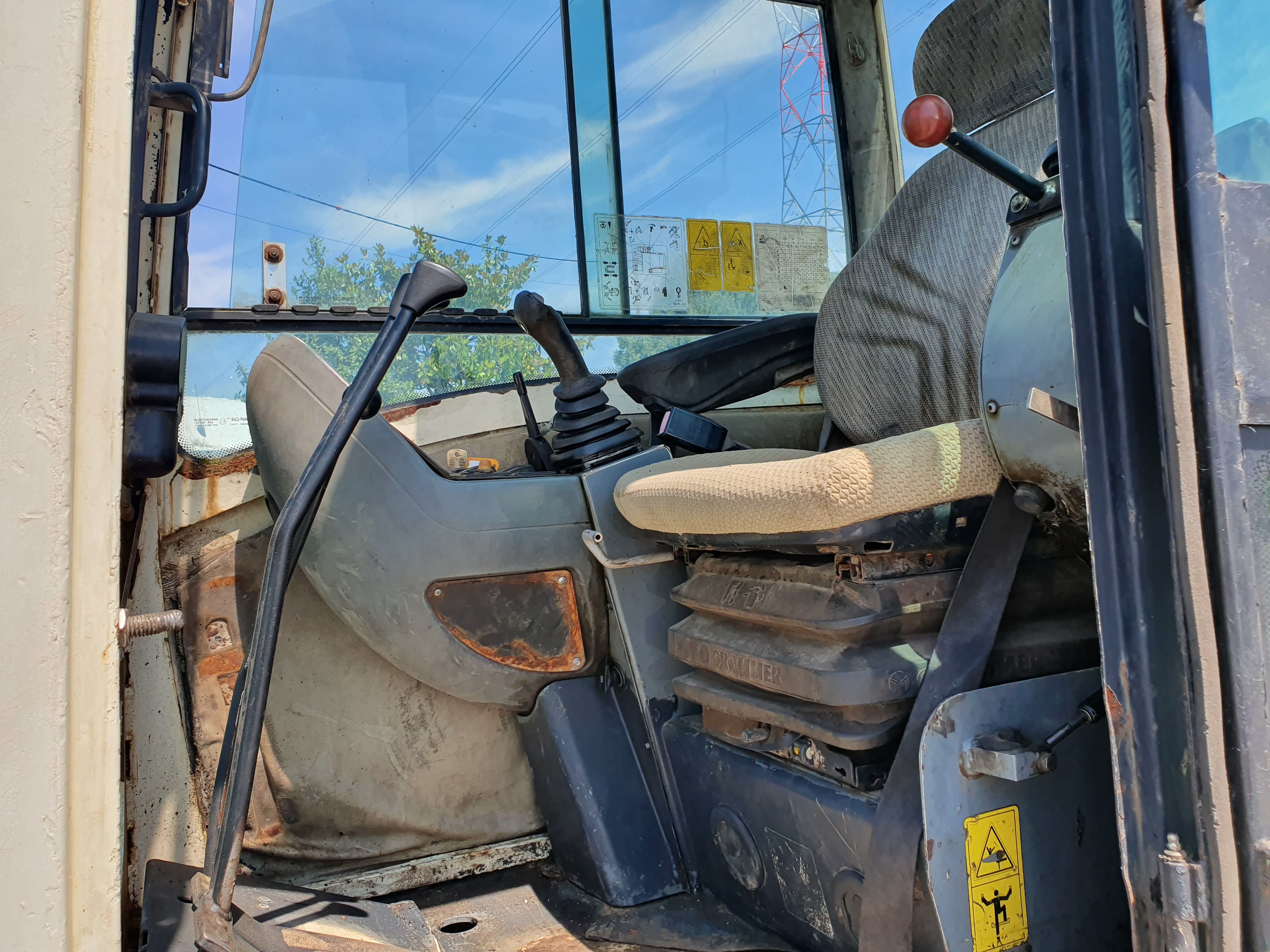 Mini Giratória Terex TC 60 — imagen 10