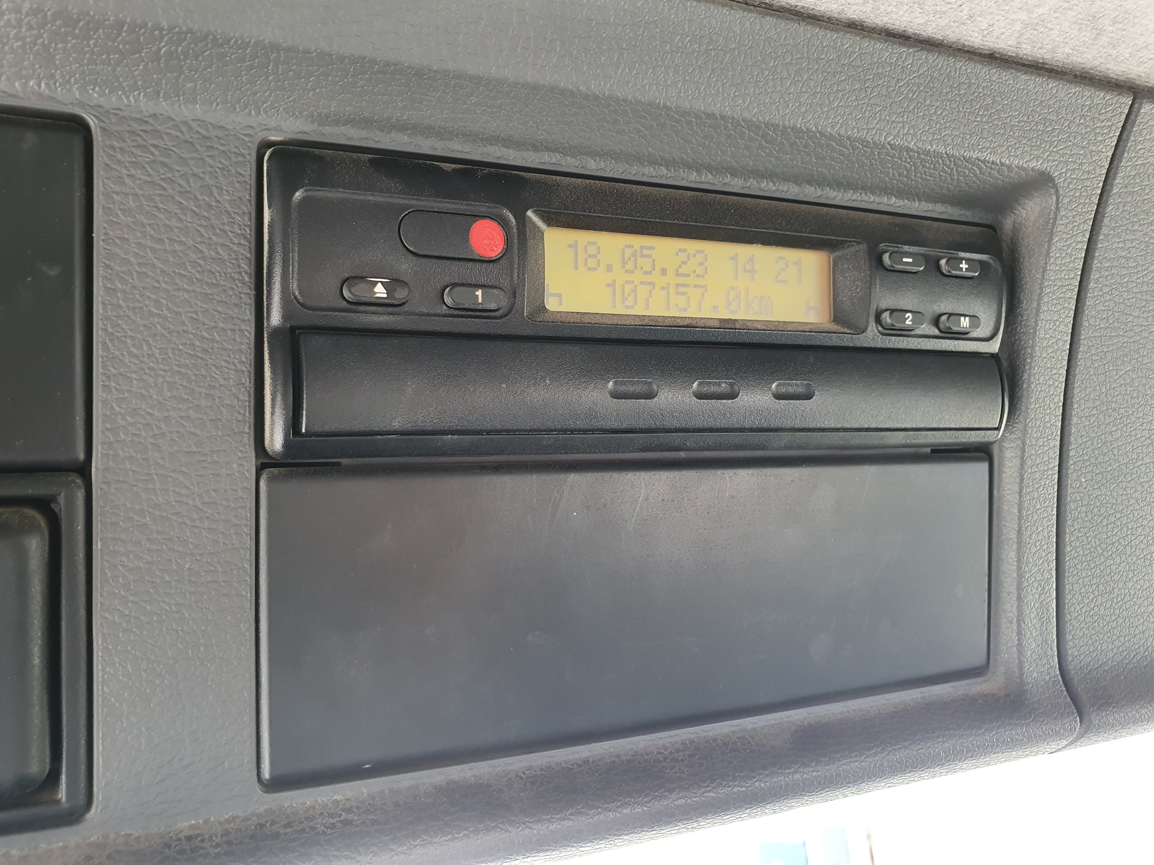 Volvo FL6 Basculante · Ano 2004 — imagem 25