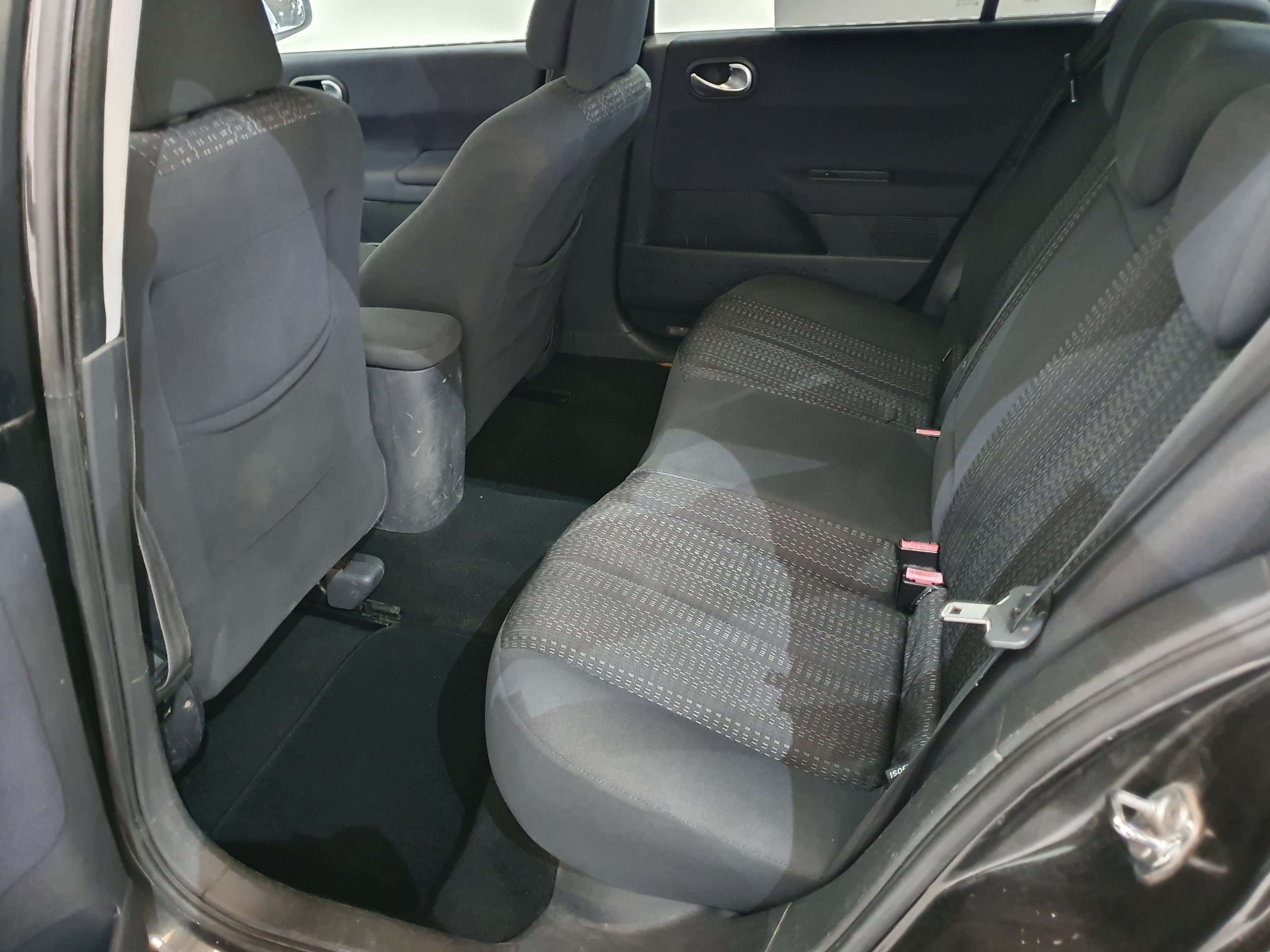 Renault Mégane 1.5DCI · Ano 2007 — imagem 29