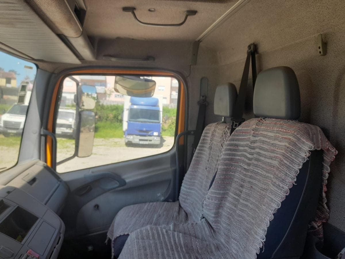 Mercedes-Benz Atego 1823 — image 8