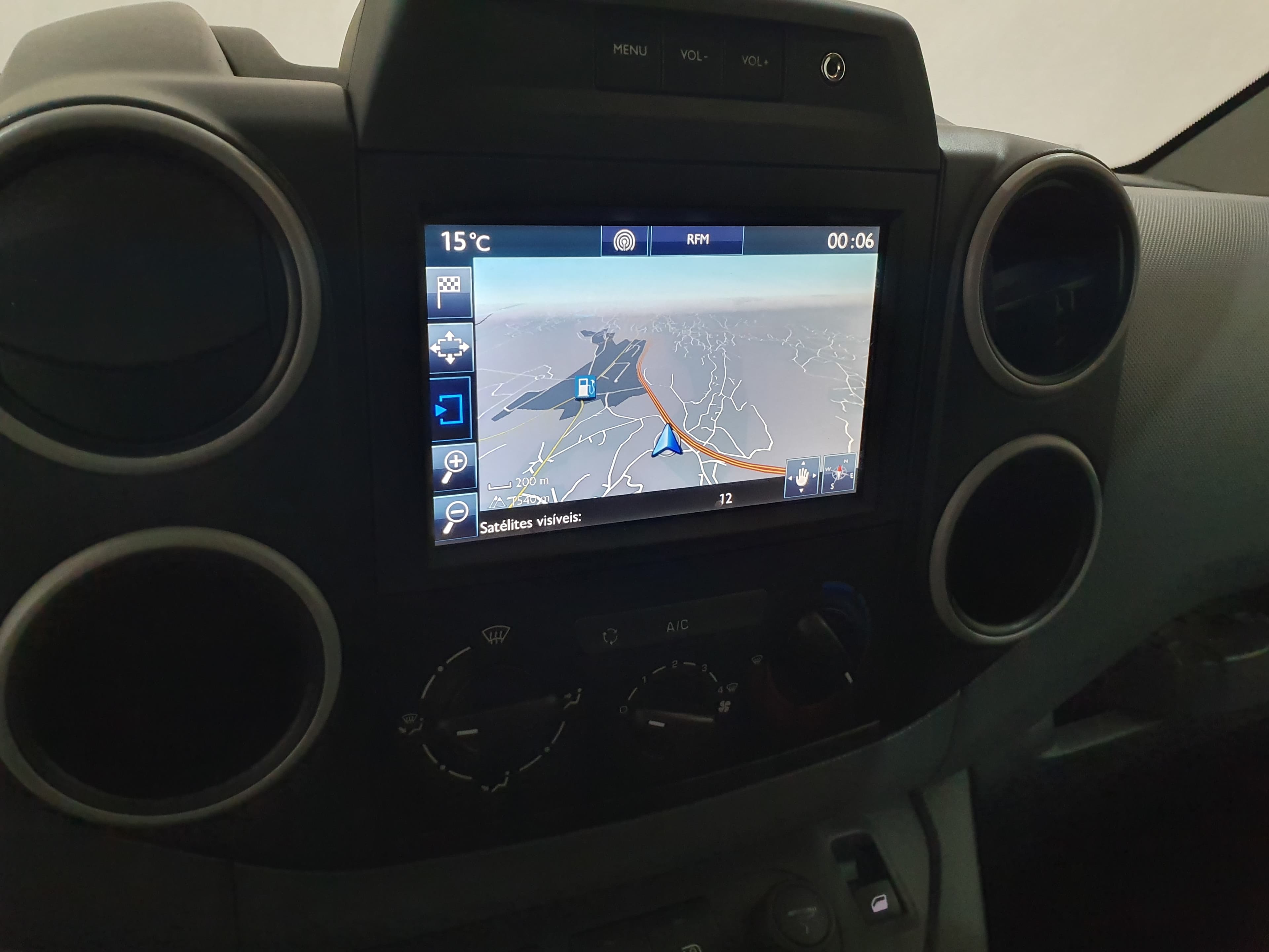 Peugeot Partner 1.6 Blue HDI · Ano 2017 — imagen 28
