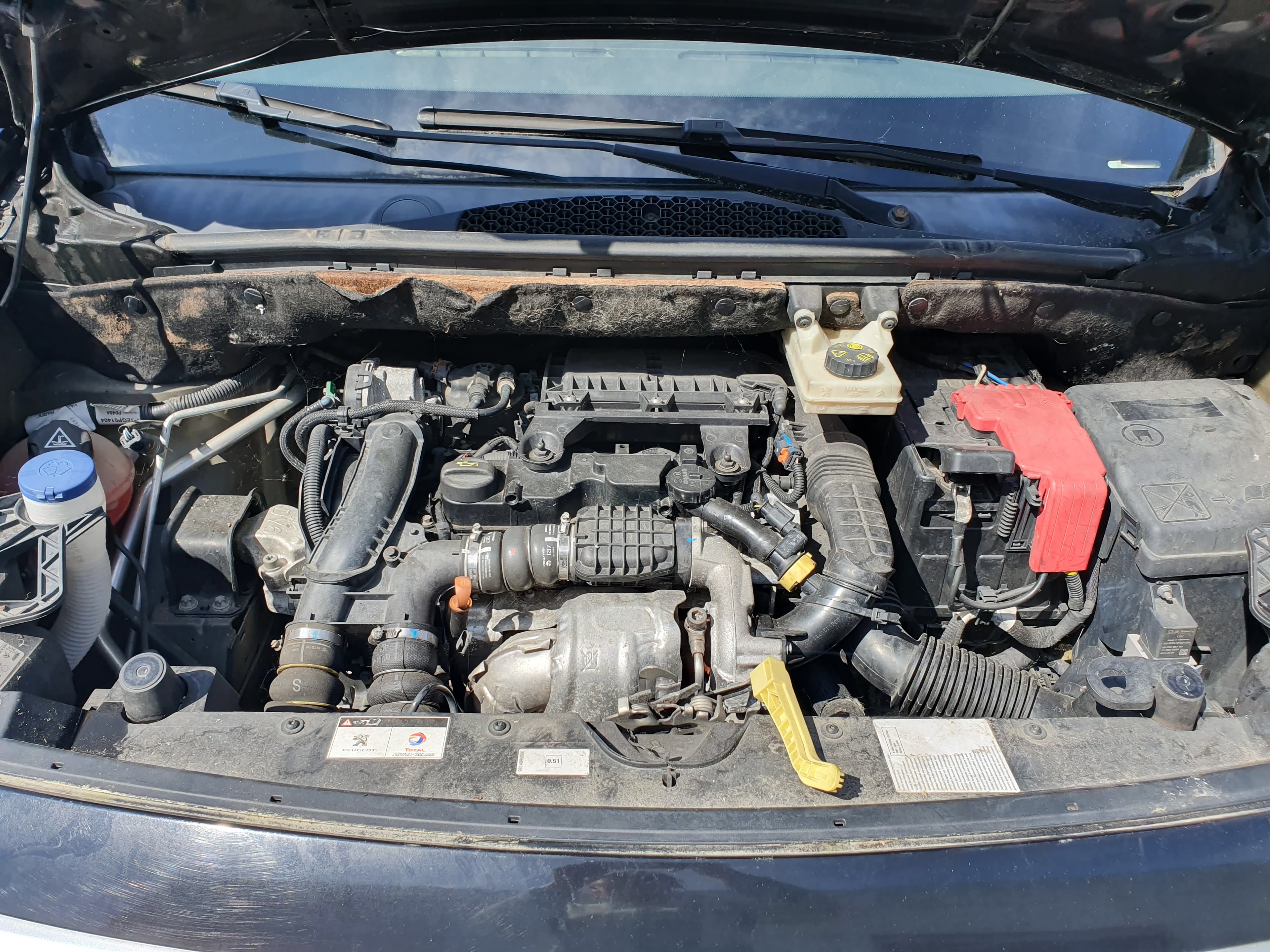 Peugeot Partner 1.6 Blue HDI · Ano 2017 — imagen 12